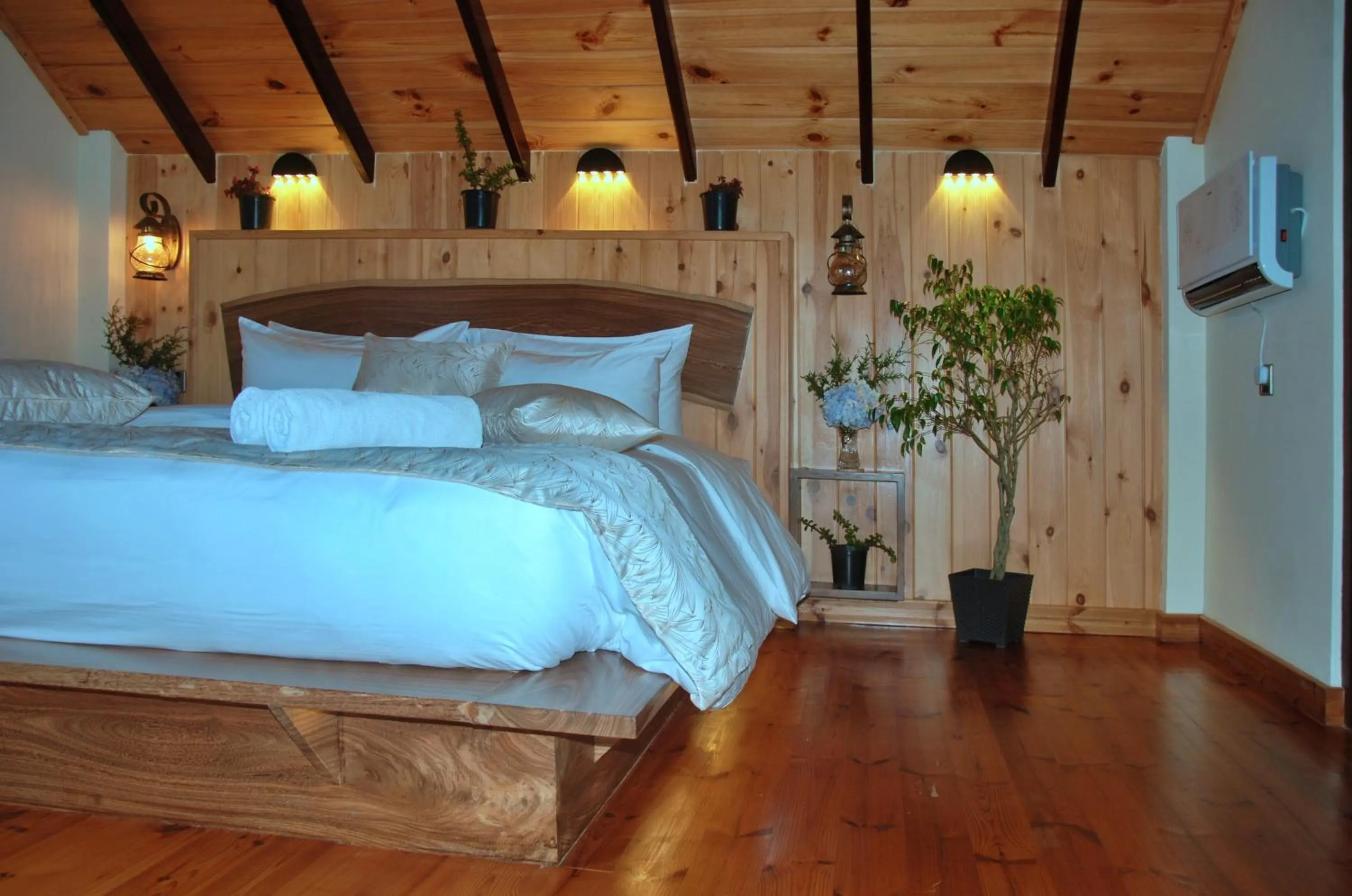 Bedroom, Bed in Cottage San Francesco