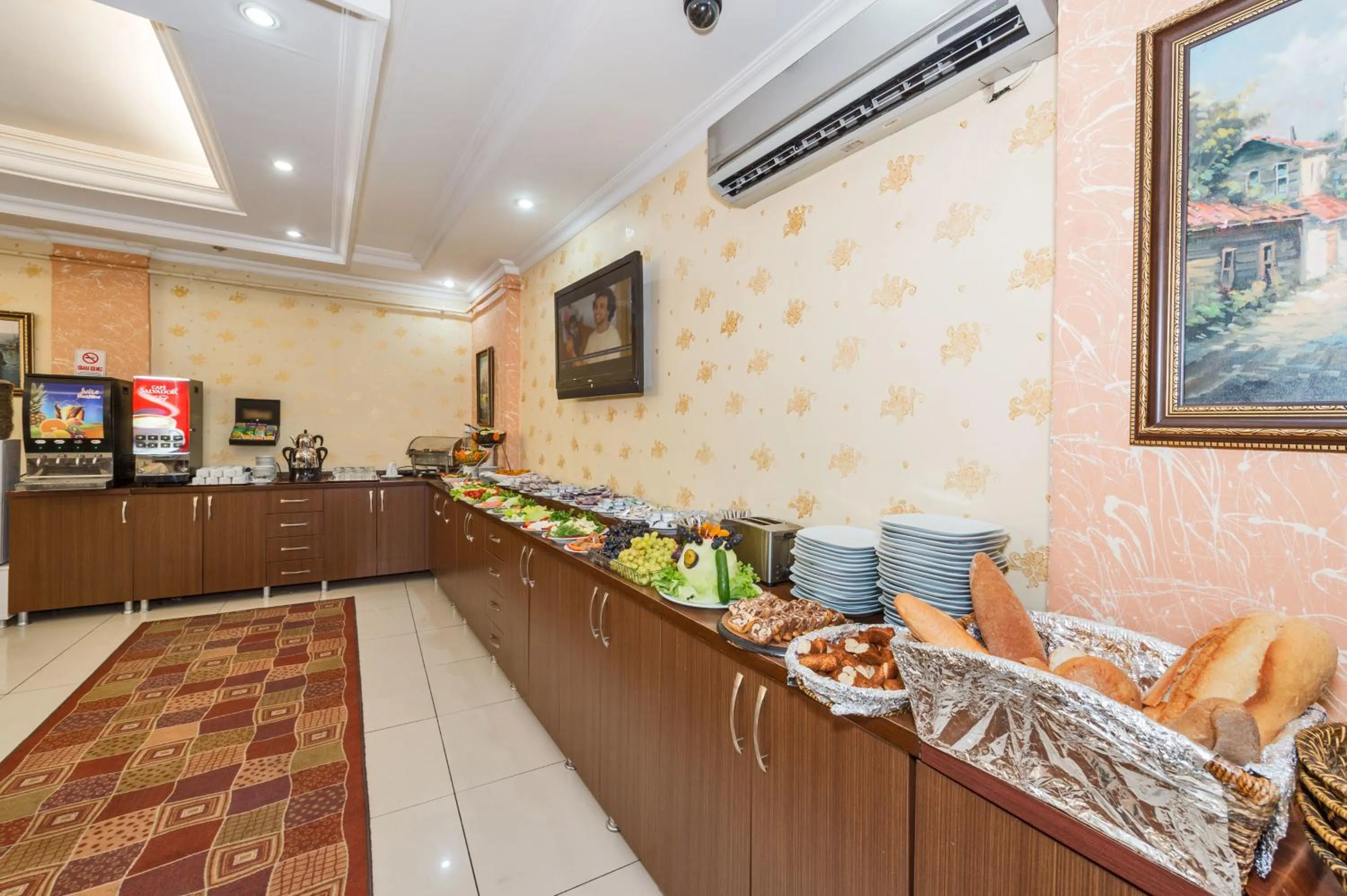 Restaurant/places to eat in May Hotel Istanbul