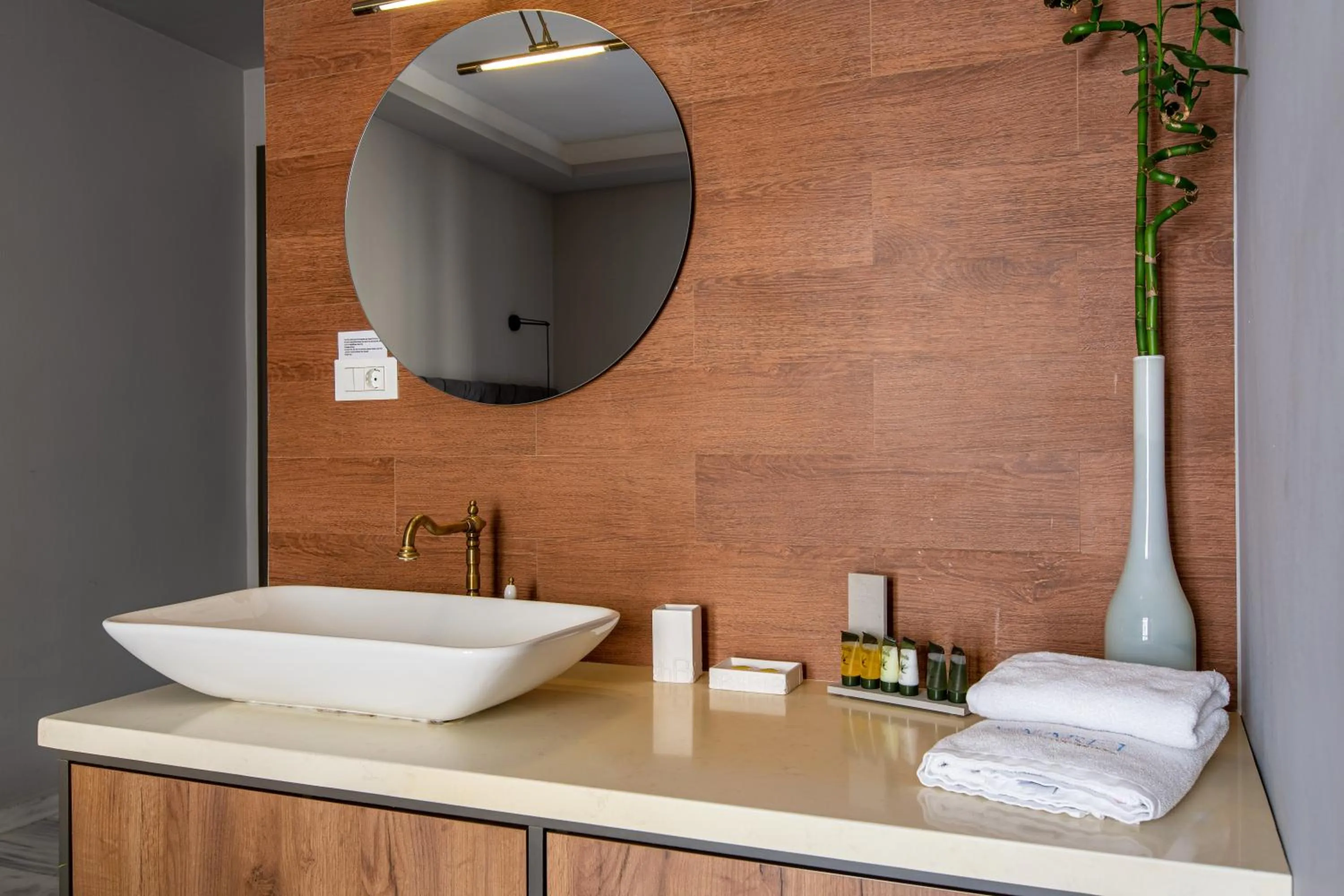 Minaret Suites and Apartments