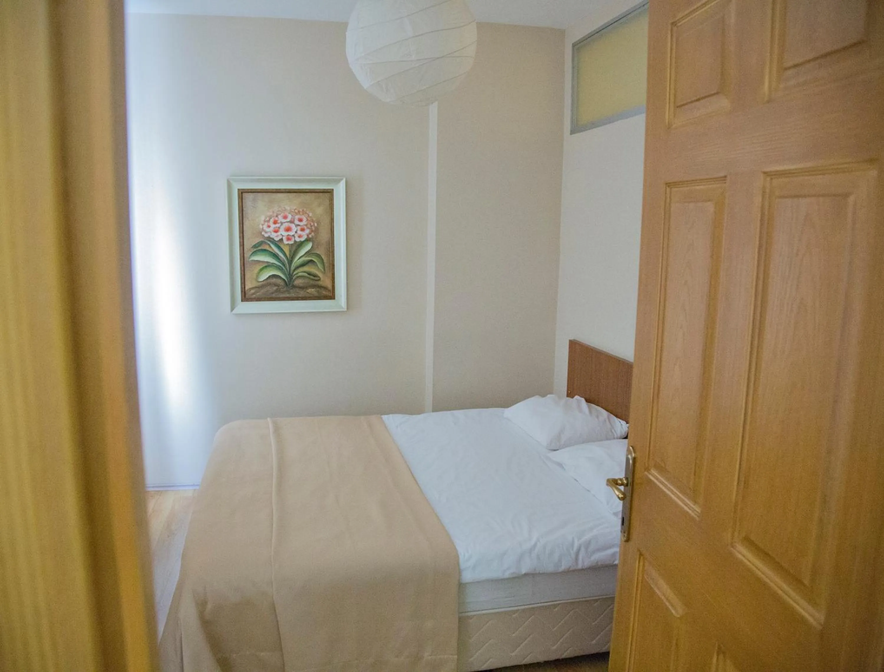 Bedroom, Bed in Airport Residence