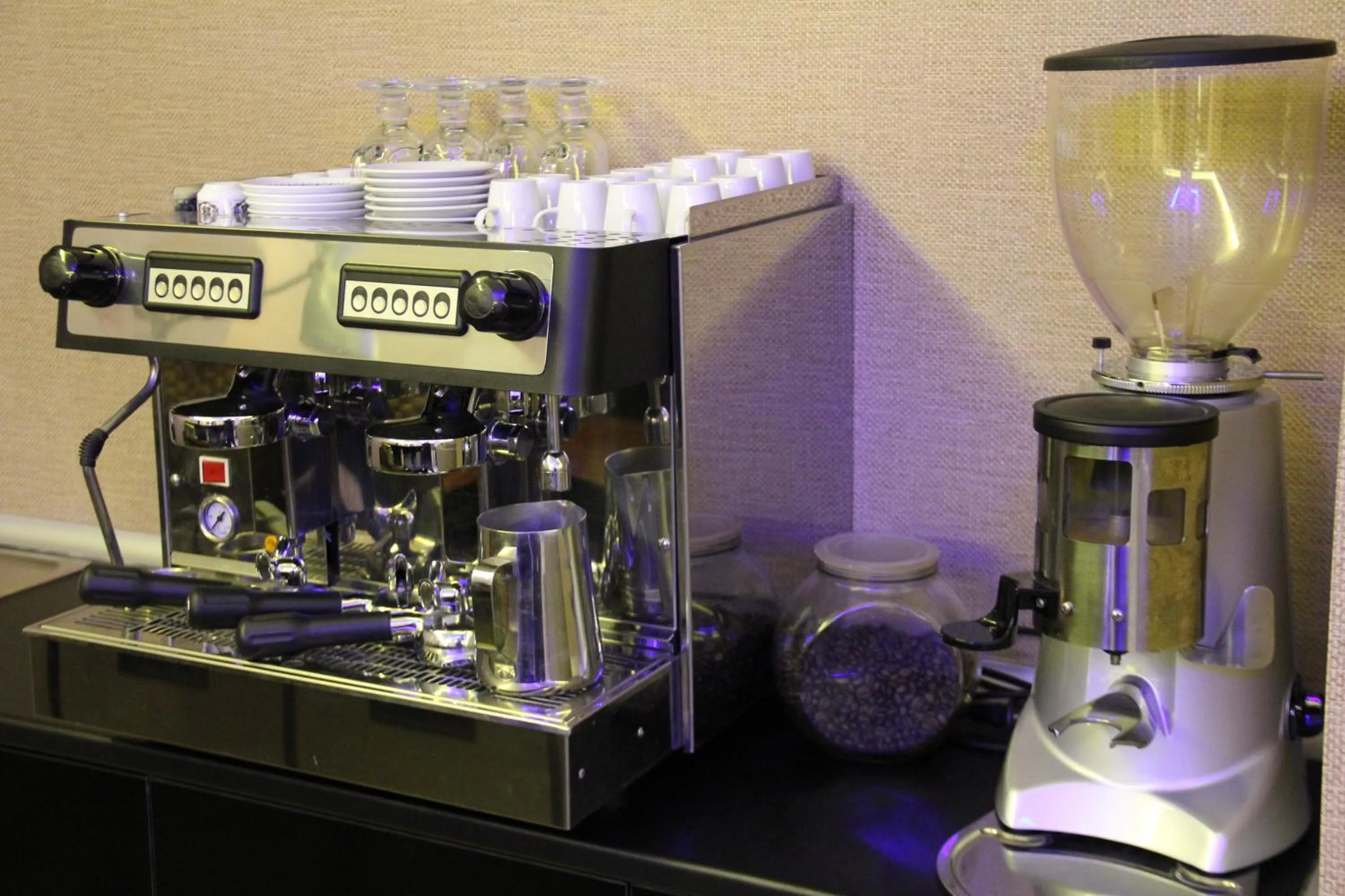 Decorative detail in Airport Residence