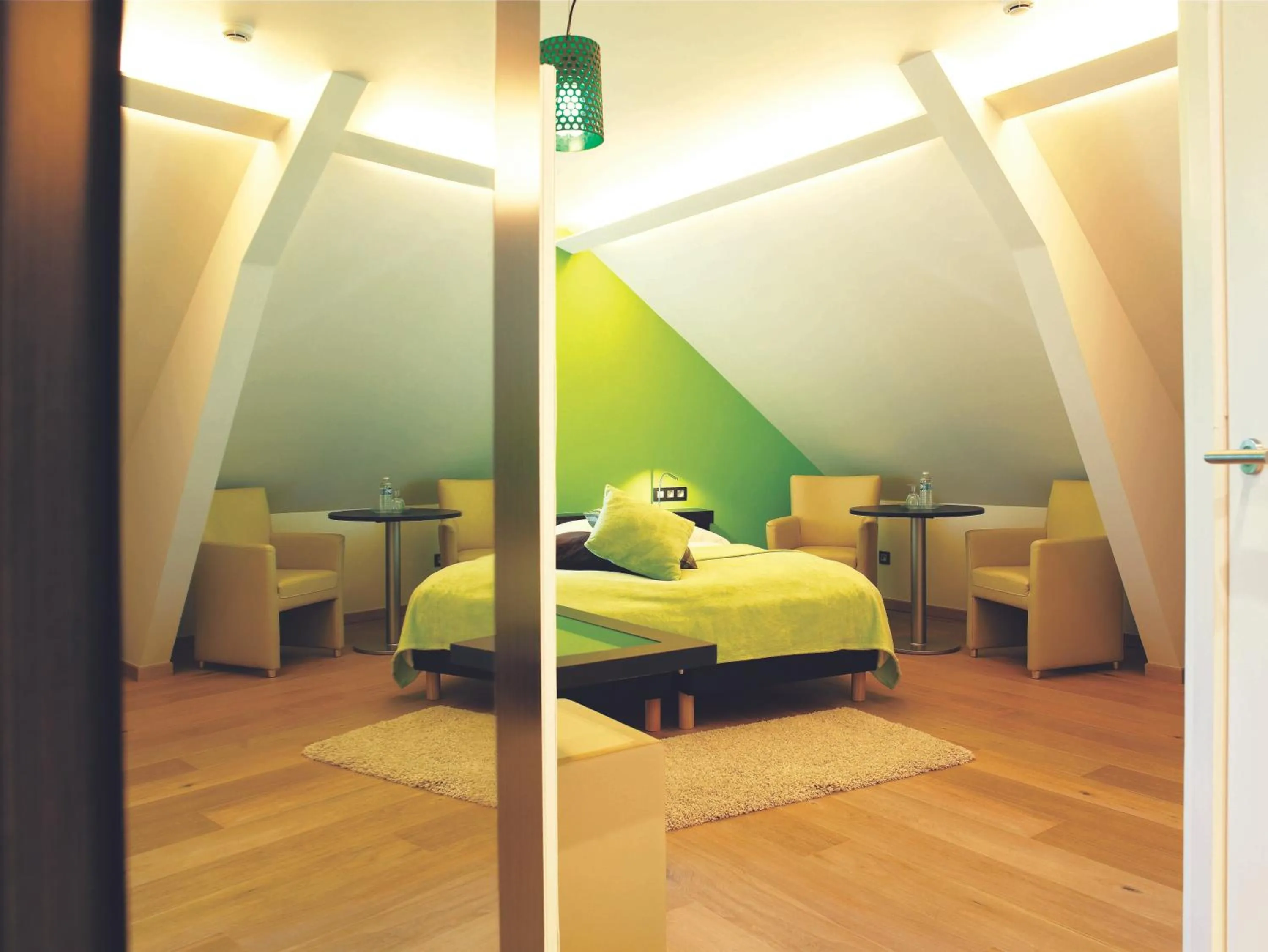 Bedroom, Bed in Hotel Aulnenhof