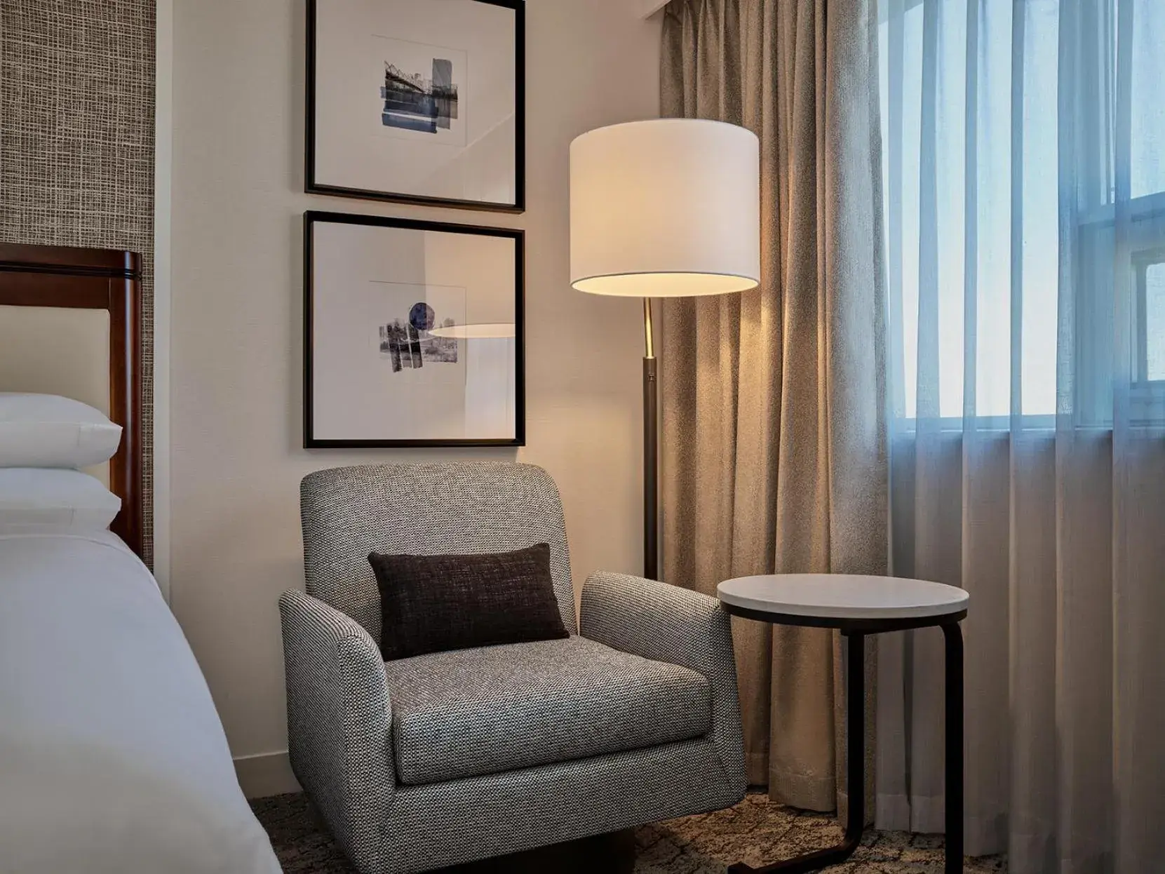 2 Queen Classic Guest Room in Sheraton Cavalier Saskatoon Hotel 2 Queen Classic Guest Room in Sheraton Cavalier Saskatoon Hotel