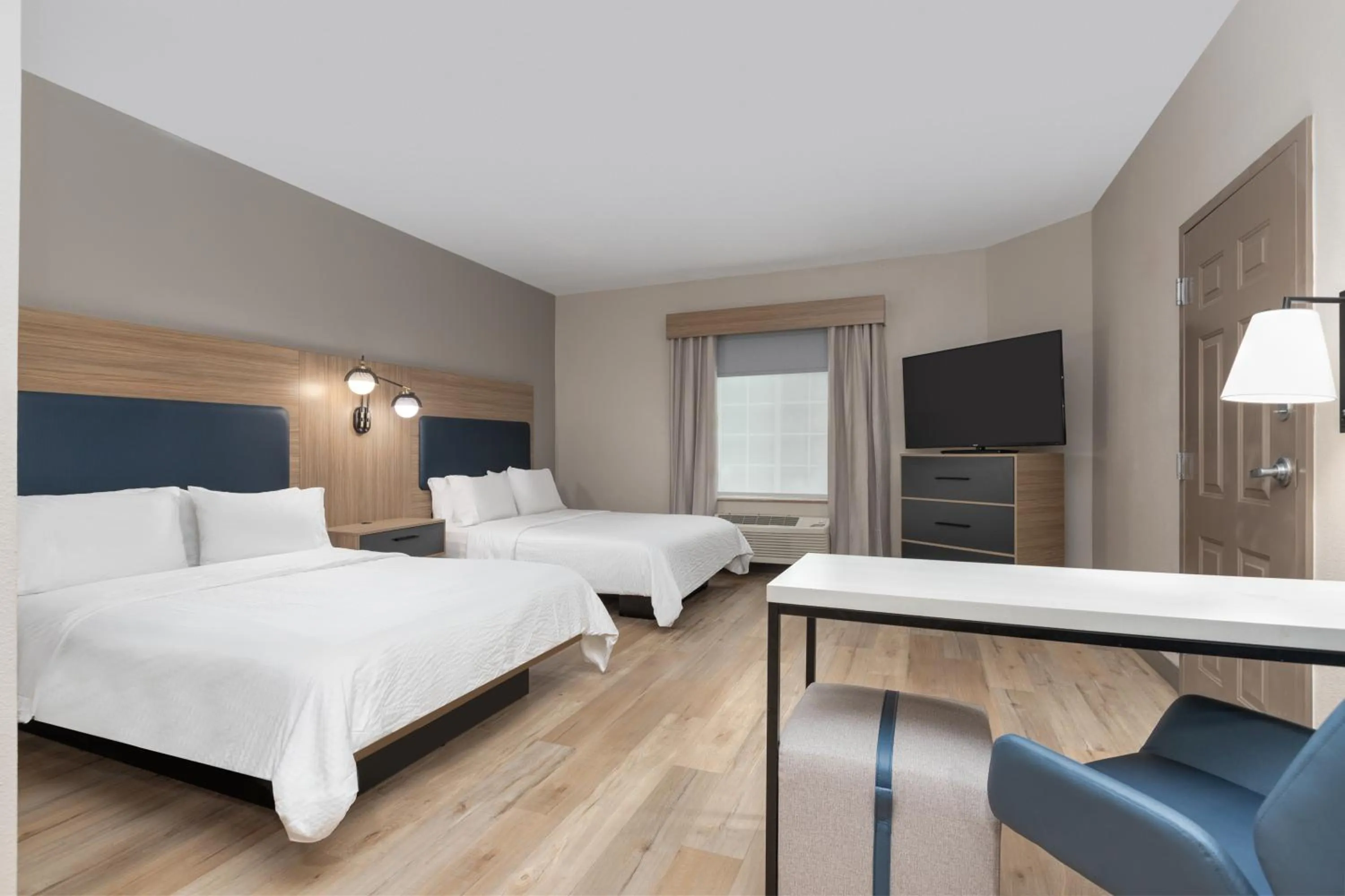 Bed in Candlewood Suites Houston The Woodlands by IHG