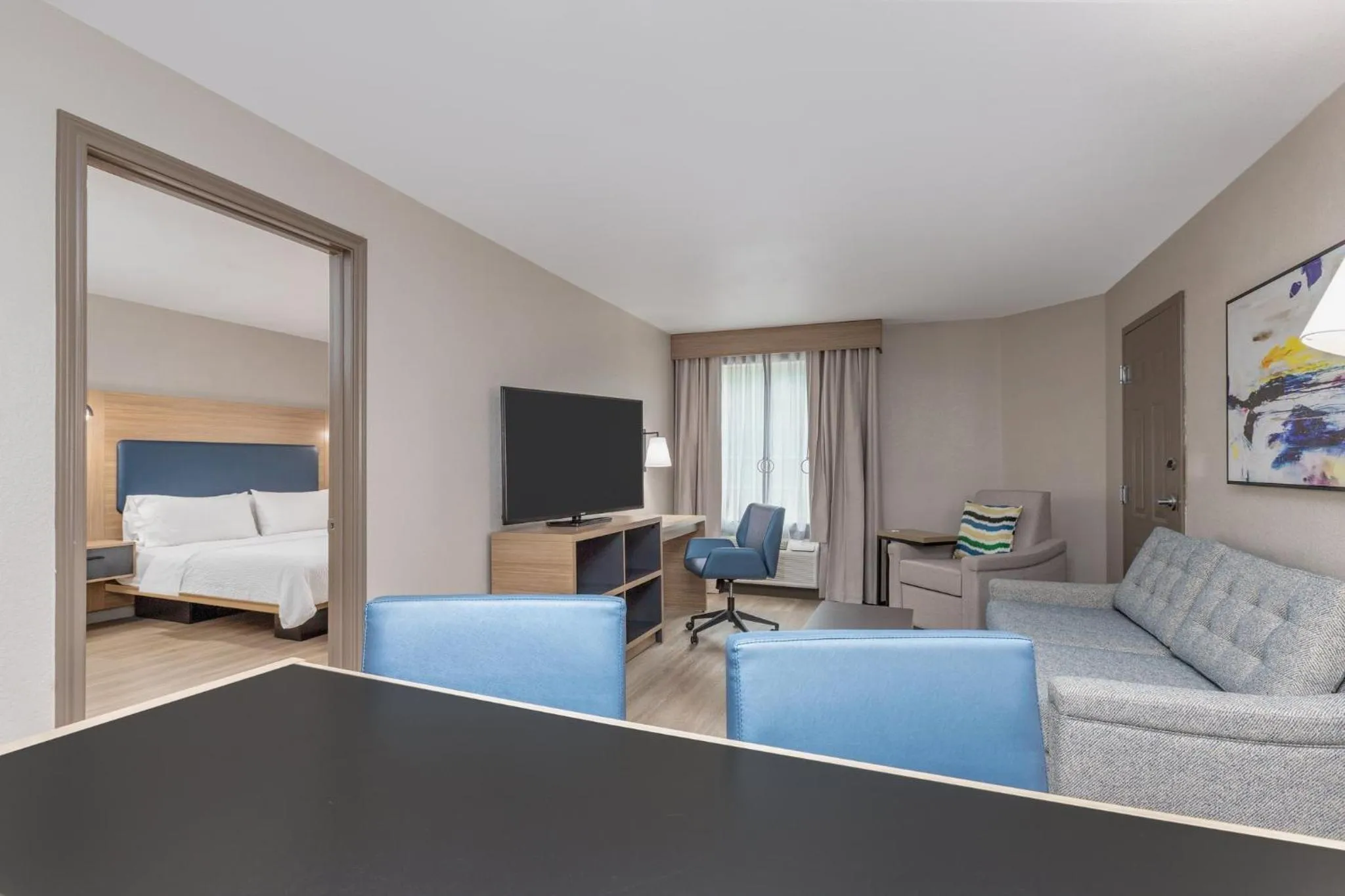 Photo of the whole room, Bed in Candlewood Suites Houston The Woodlands by IHG