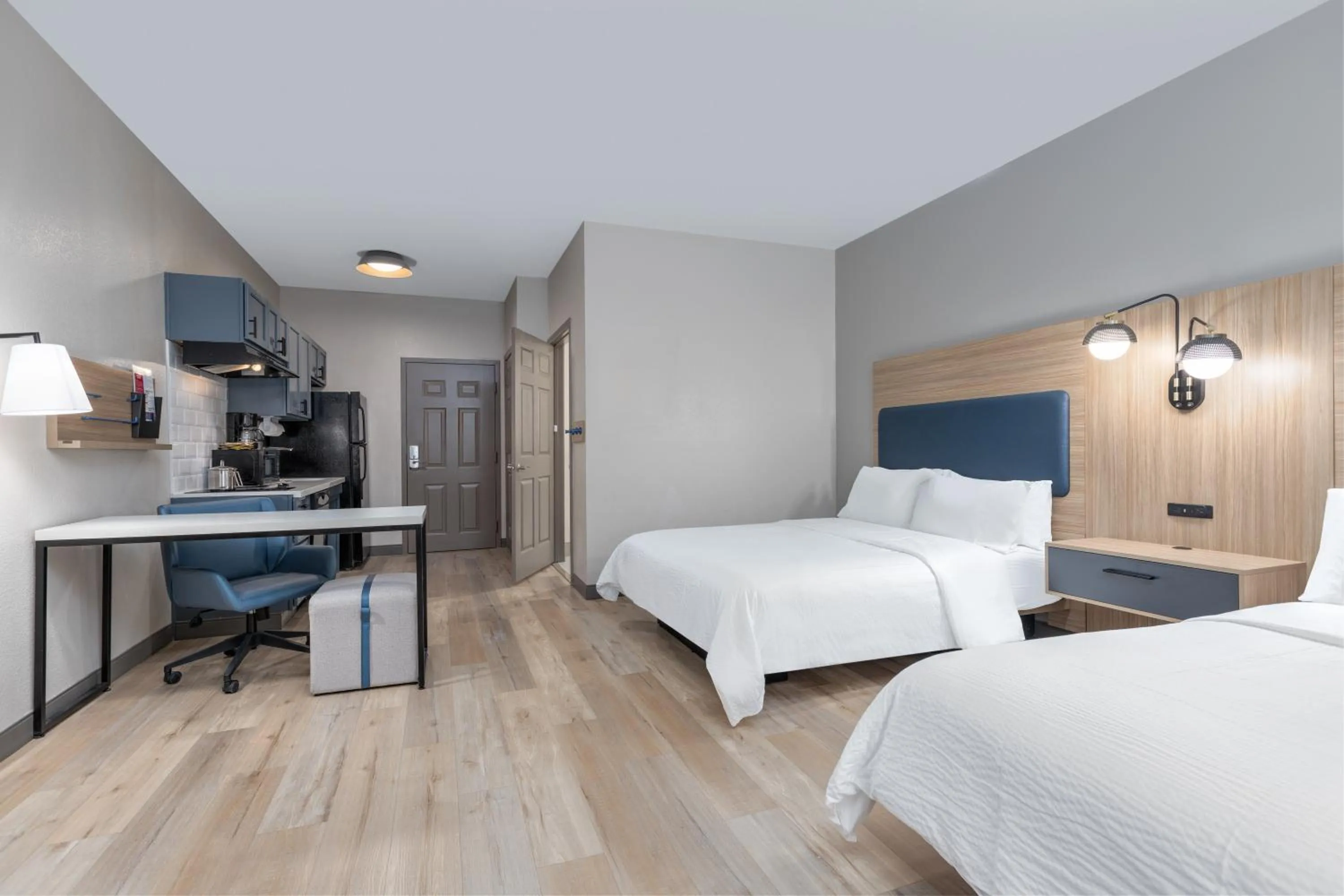 Bed in Candlewood Suites Houston The Woodlands by IHG