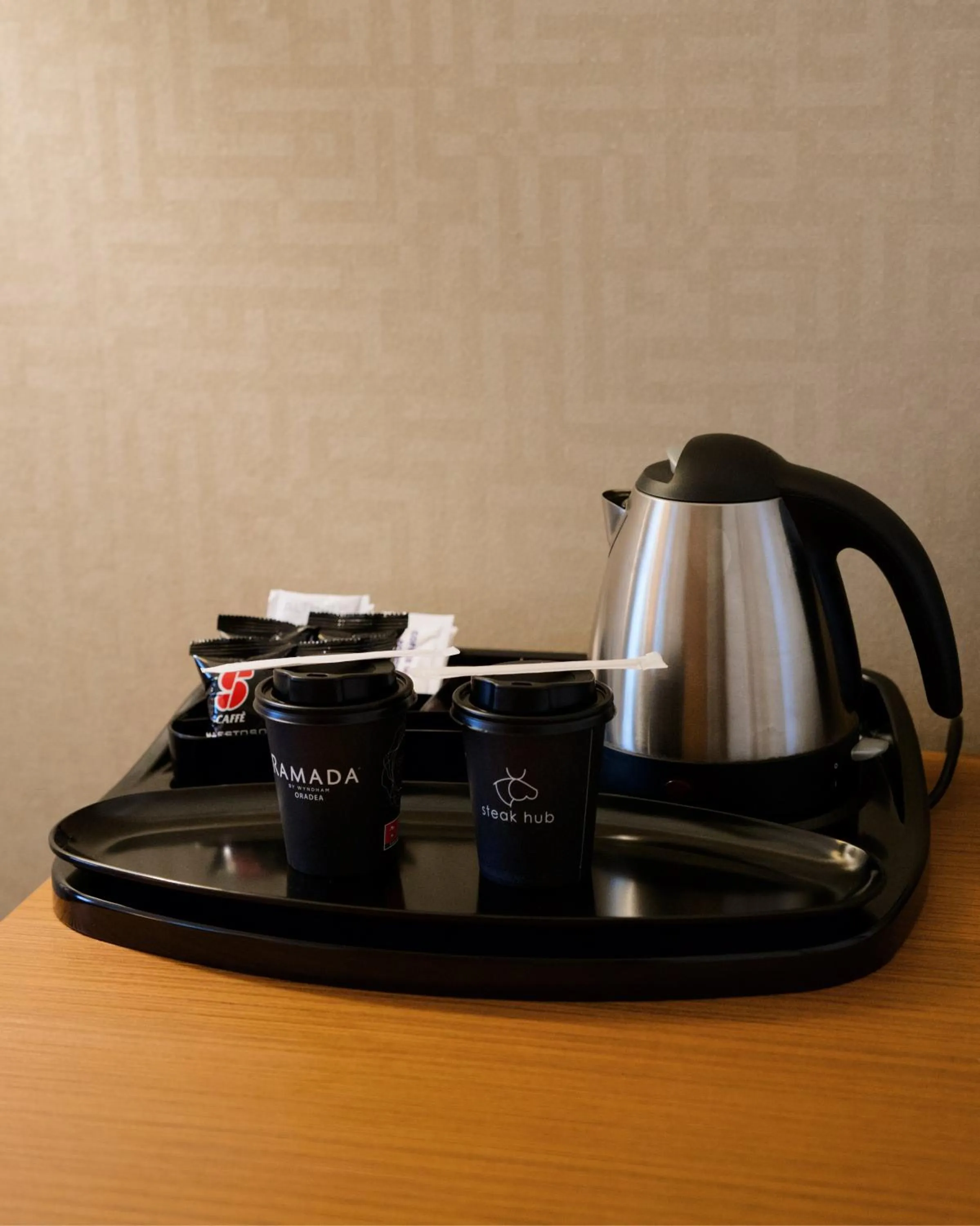 Coffee/tea facilities in Ramada by Wyndham Oradea