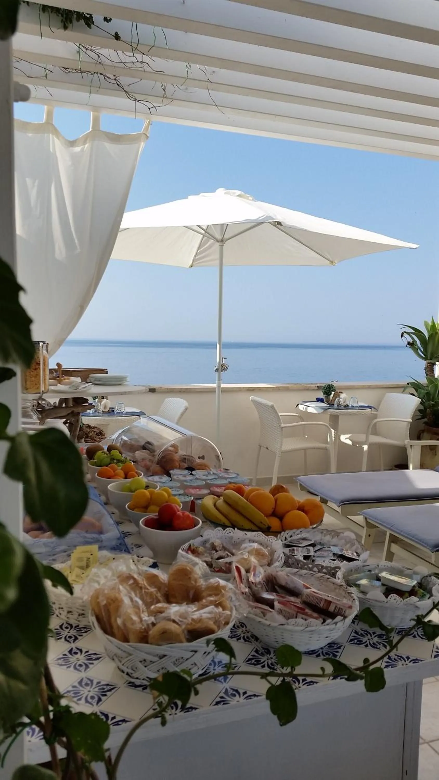 Balcony/Terrace in B&B Punta Cutieri