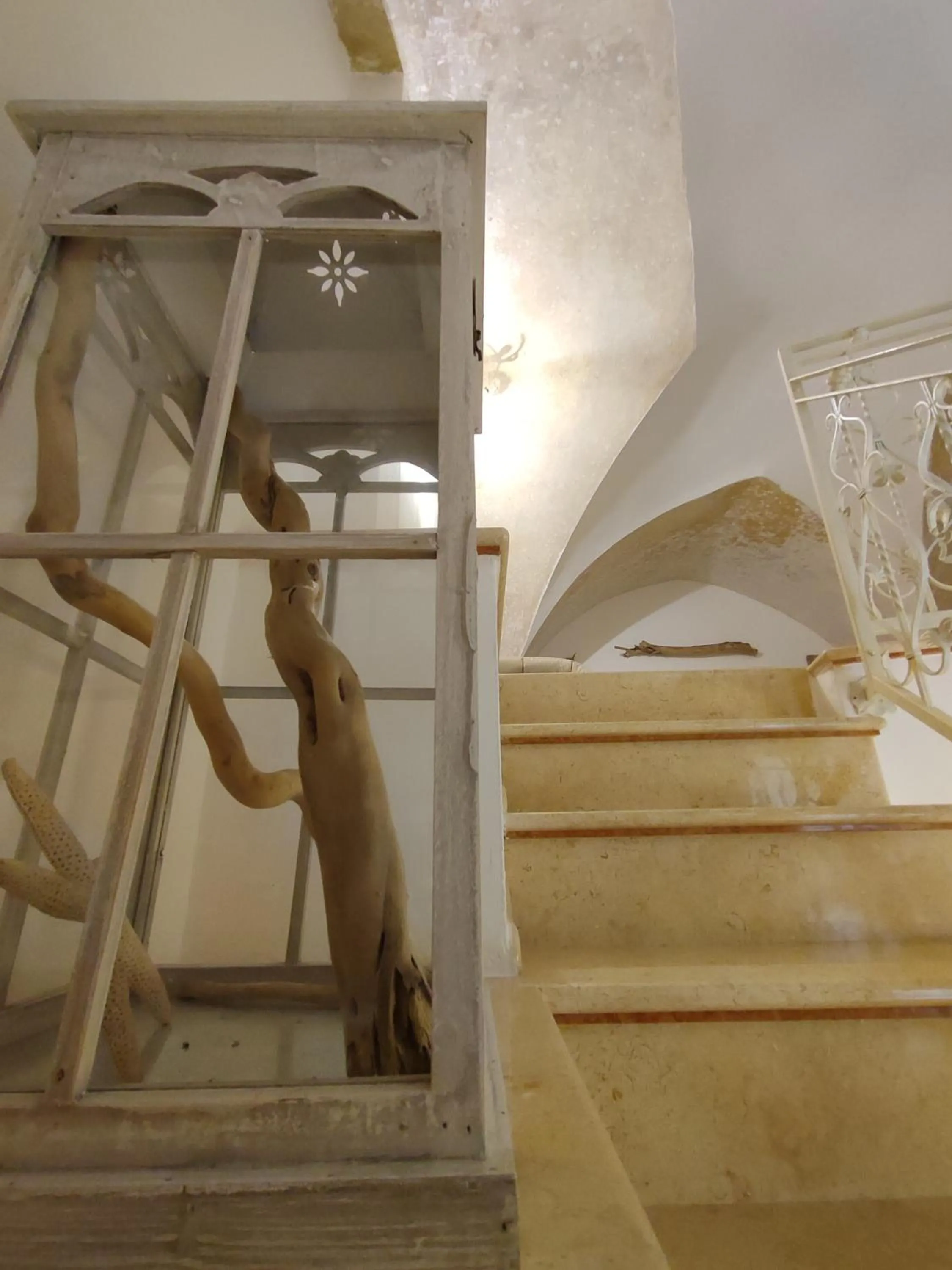 Decorative detail in B&B Punta Cutieri