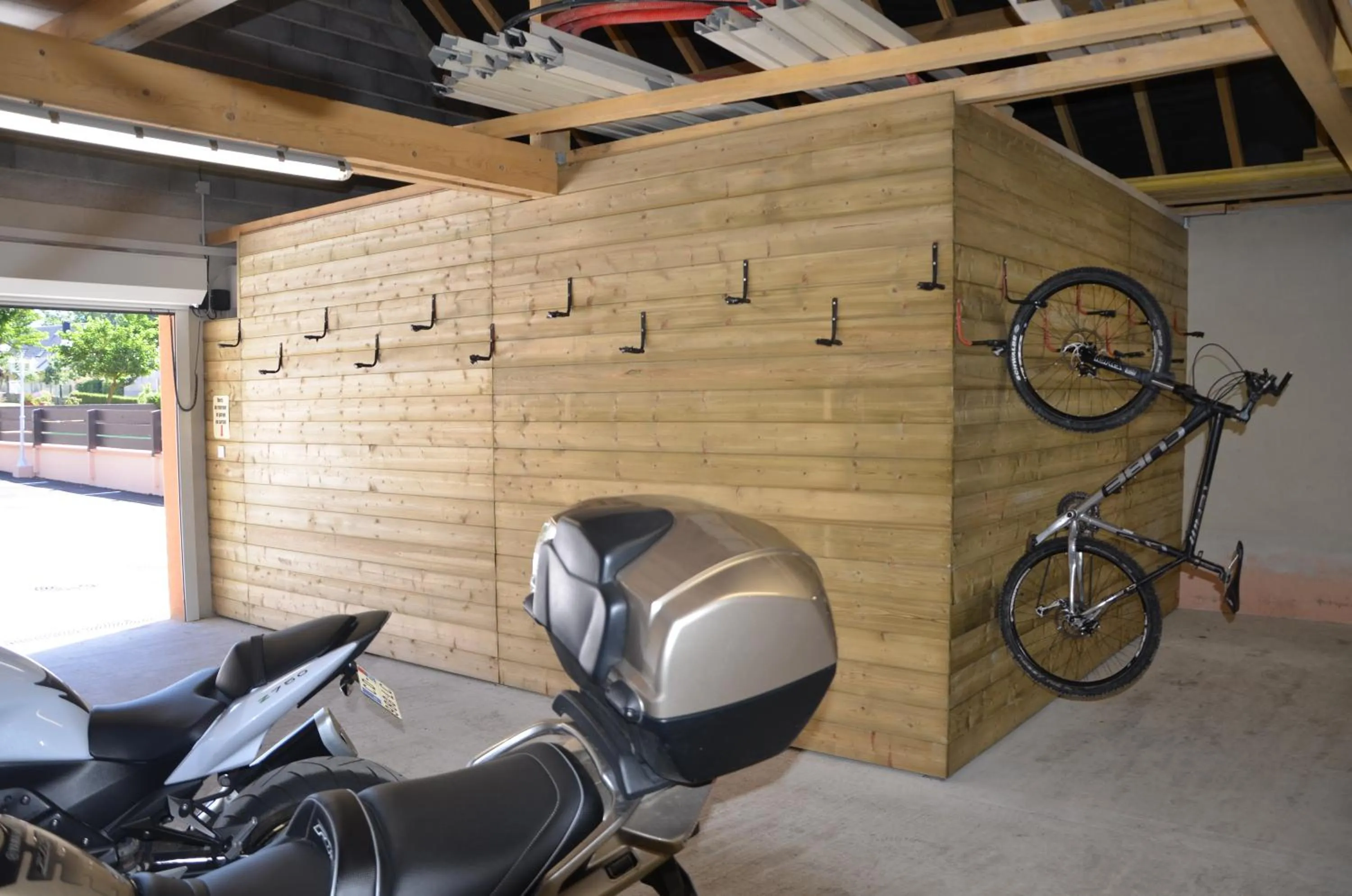 Day in Hôtel Le Picors