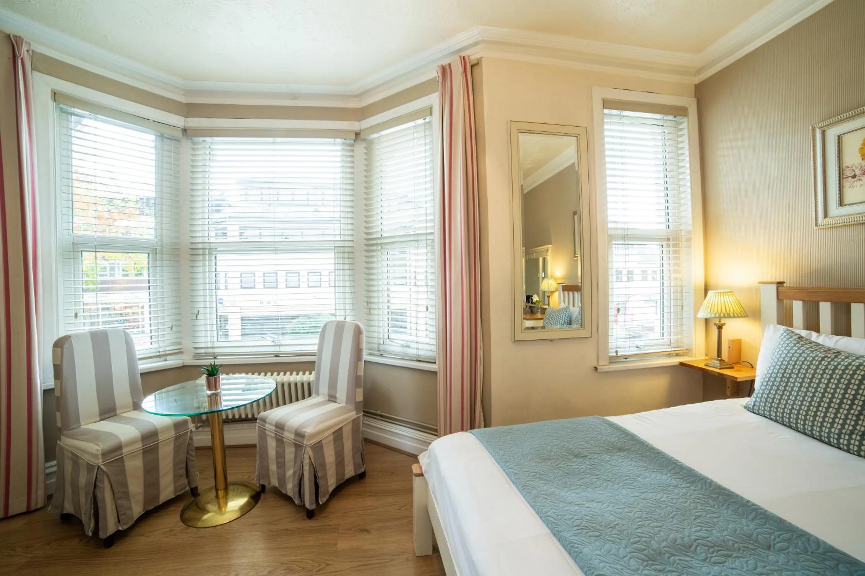 Bedroom, Bed in OYO Lina Guest House