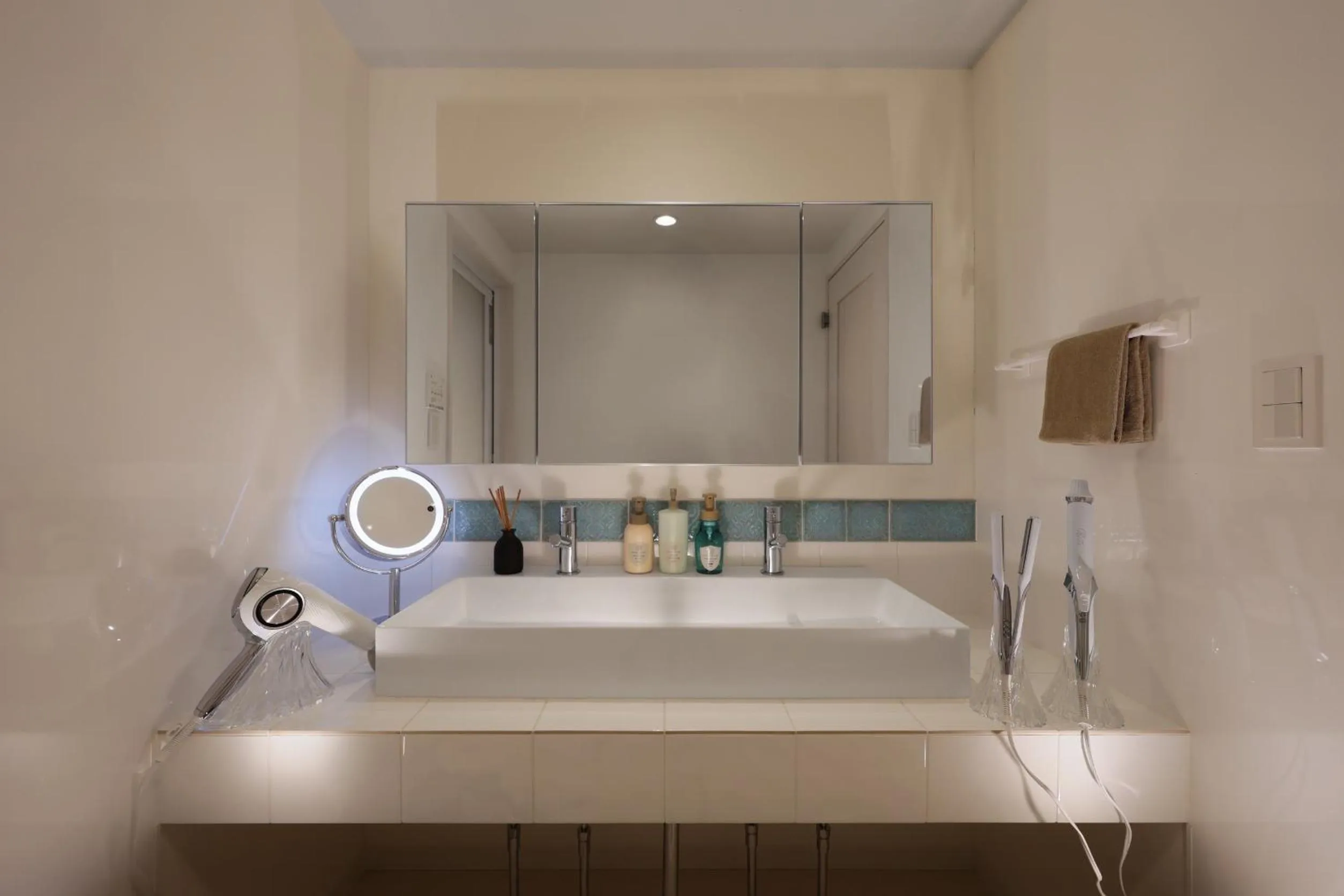 Bathroom in Crystal Villa ikema