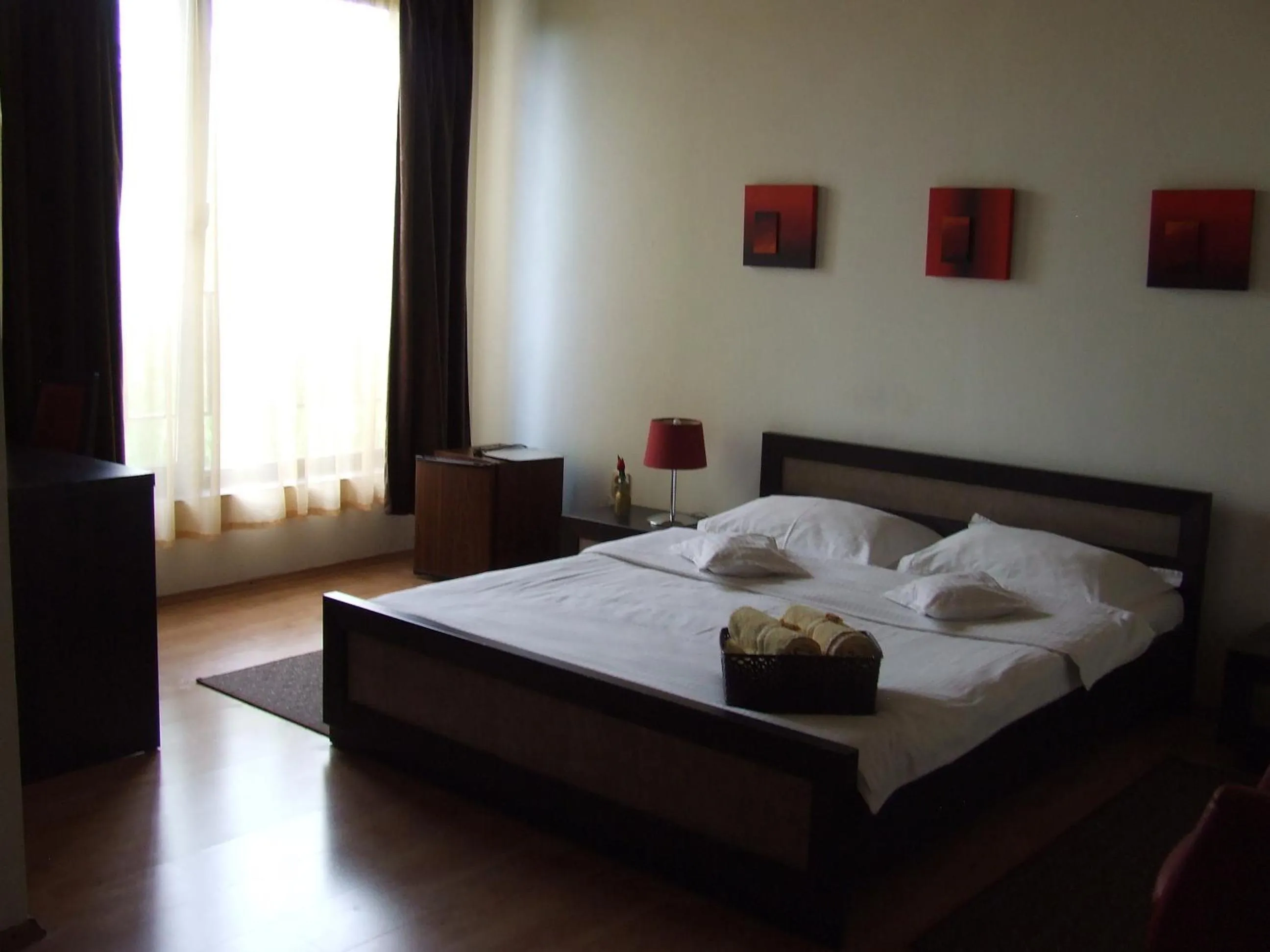 Bedroom, Bed in Pensiunea Caramell