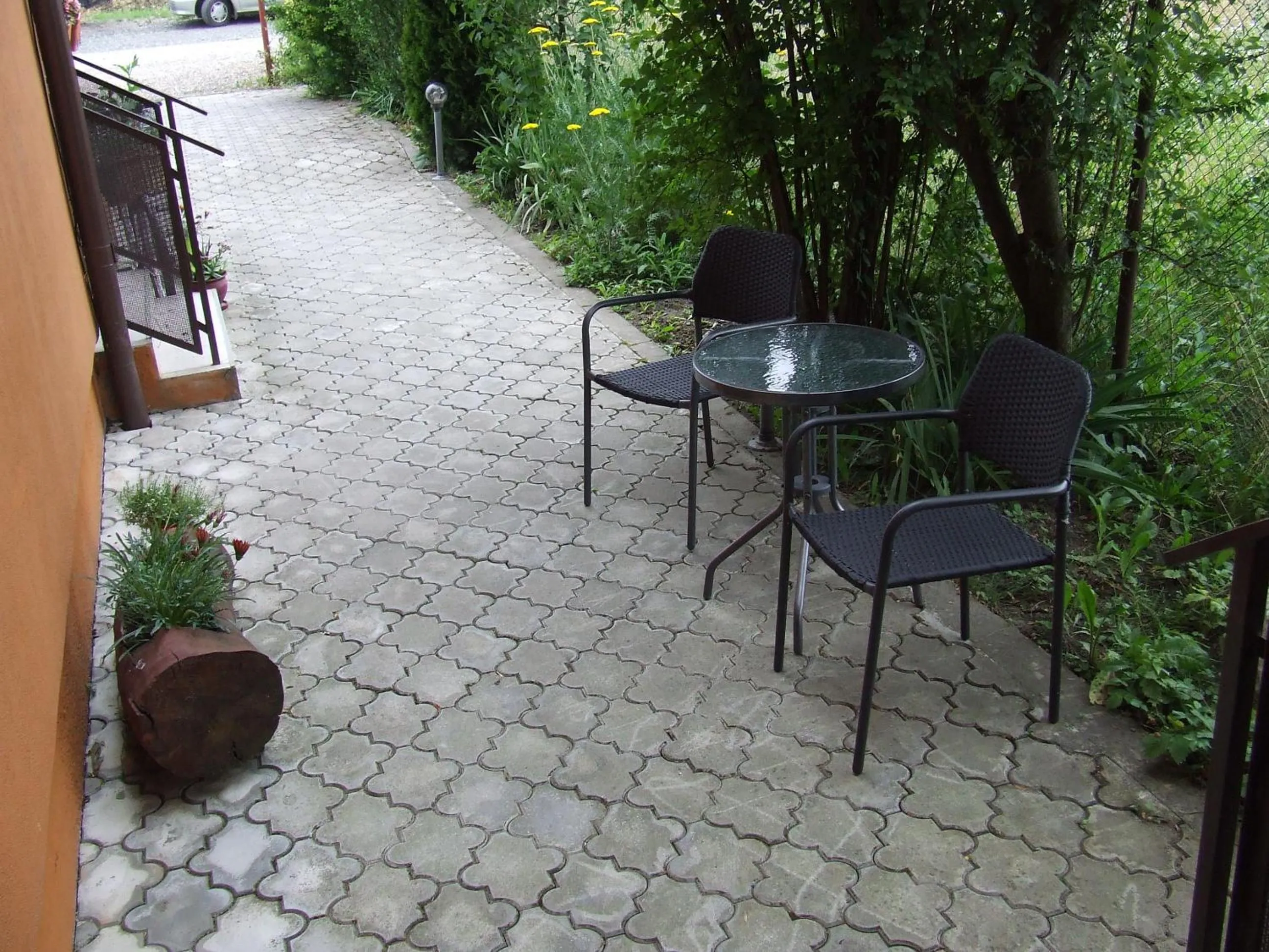 Facade/entrance in Pensiunea Caramell