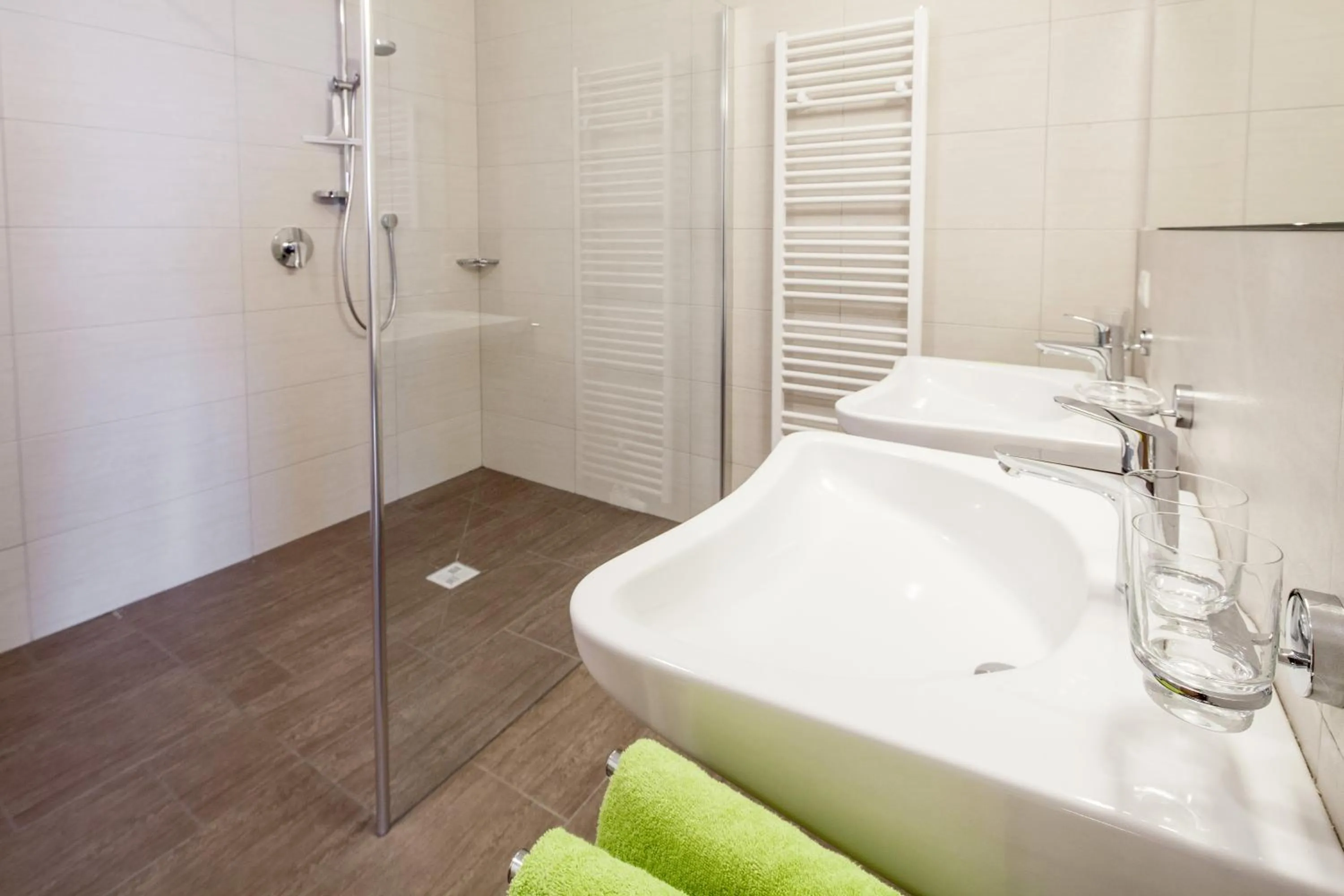 Shower in Berggasthof Hochzeigerhaus