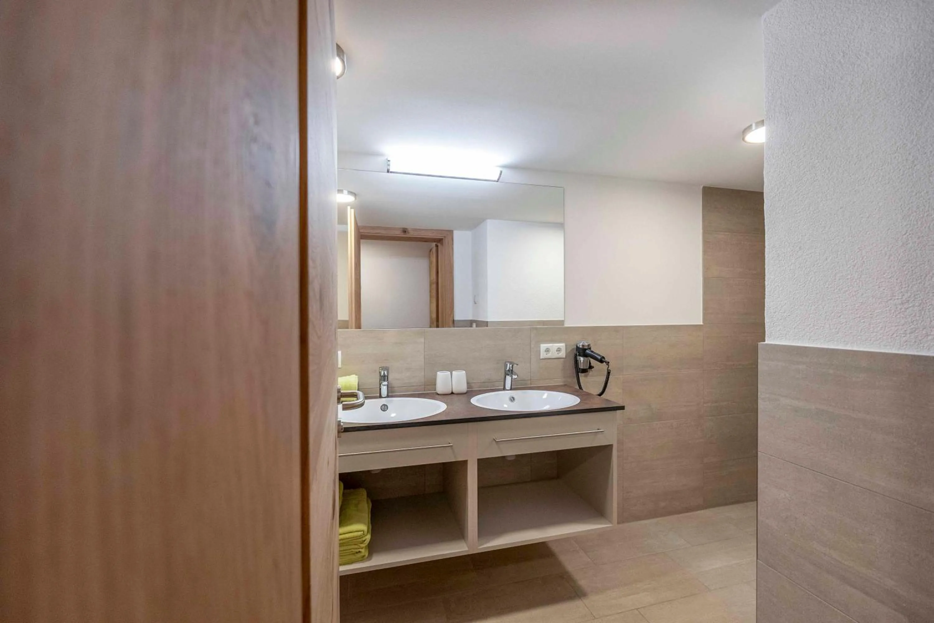 Bathroom in Berggasthof Hochzeigerhaus
