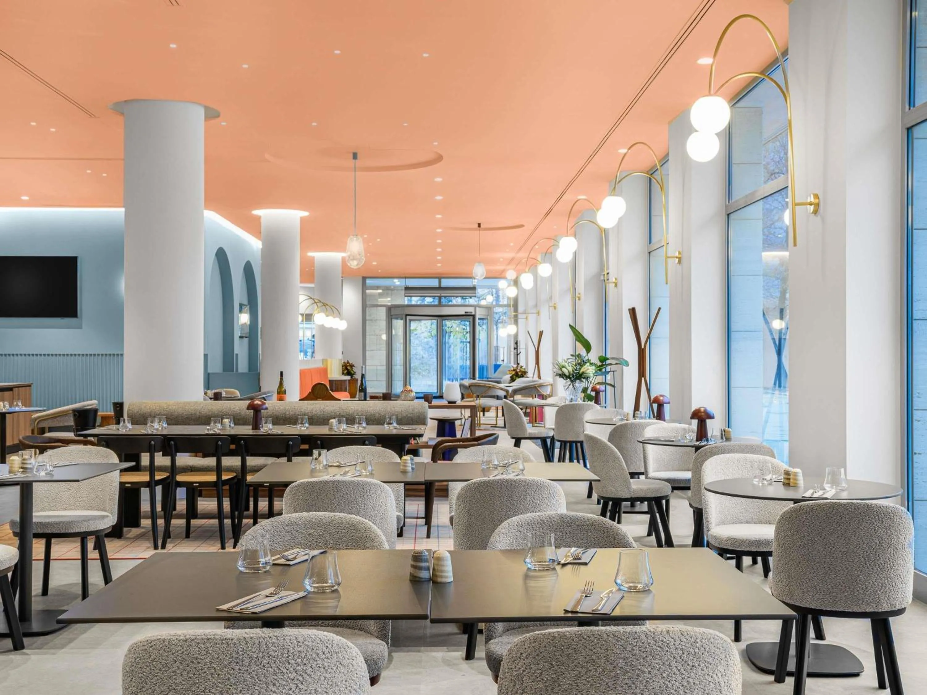 Restaurant/places to eat in Hotel Lycium Debrecen - Handwritten Collection