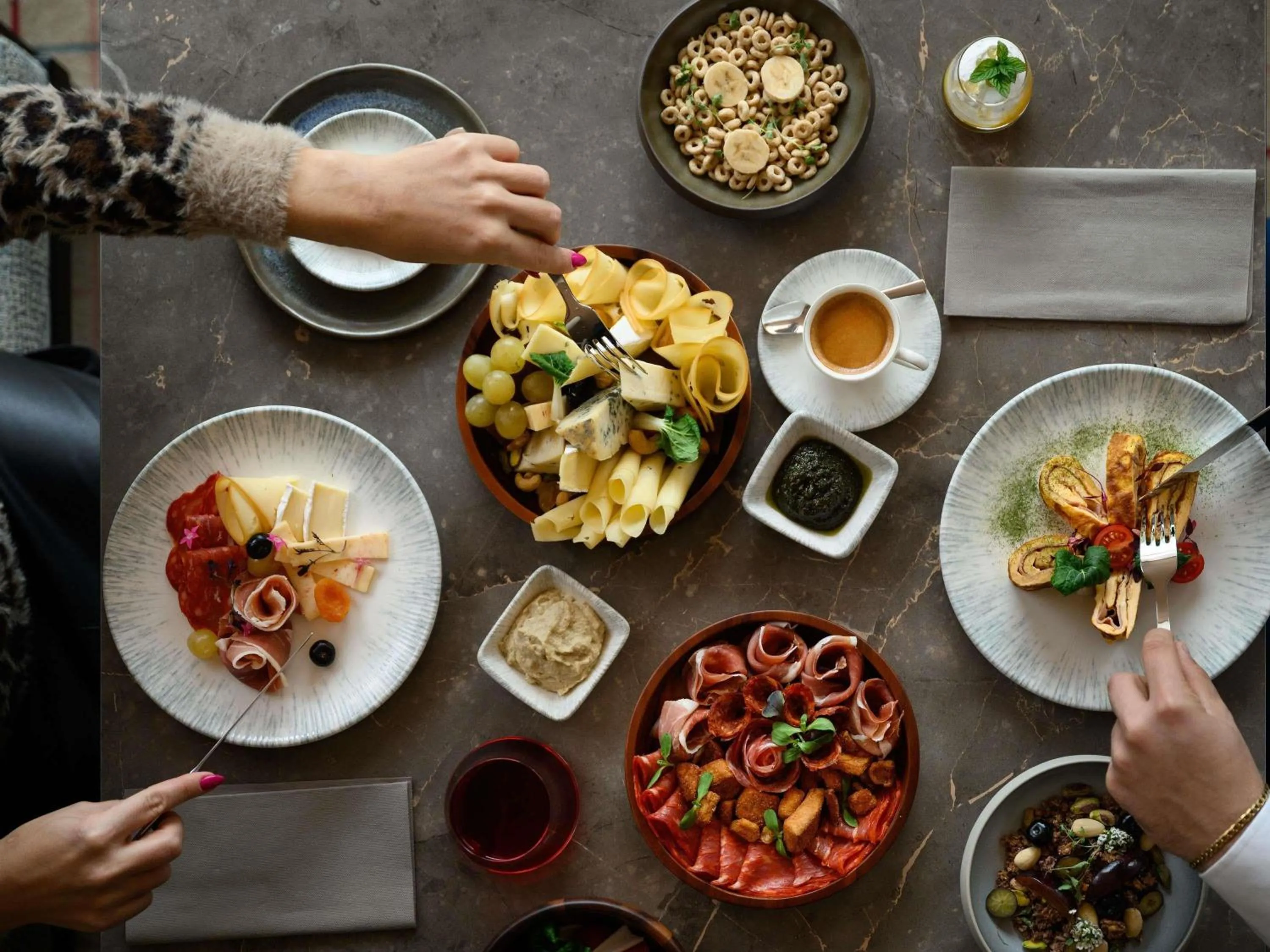 Restaurant/places to eat in Hotel Lycium Debrecen - Handwritten Collection