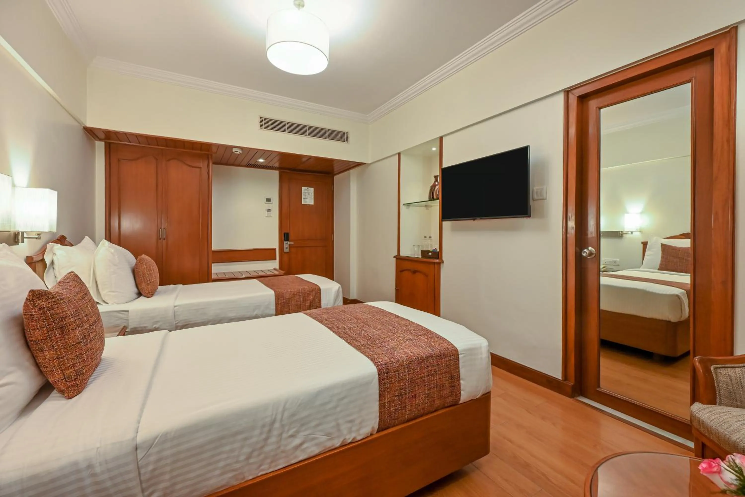 Bed in Fariyas Hotel Mumbai , Colaba