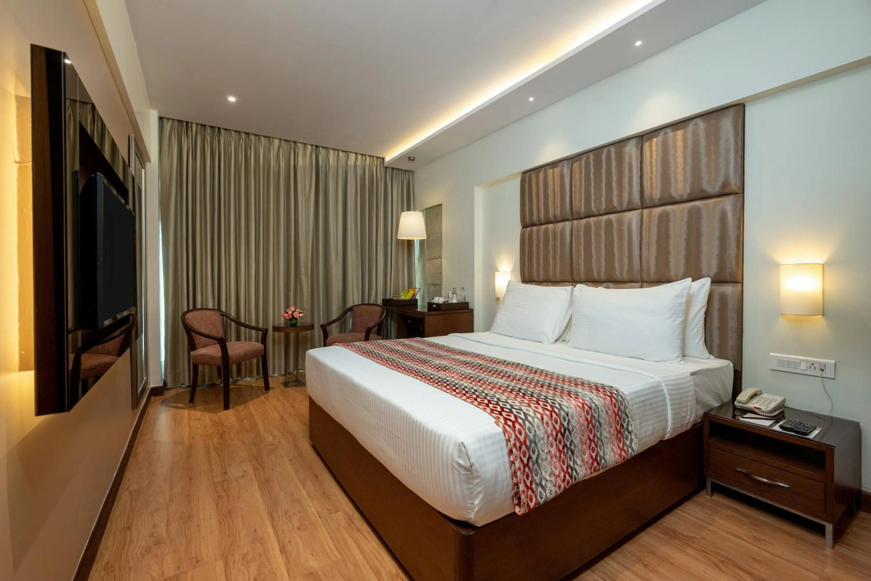 Bed in Fariyas Hotel Mumbai , Colaba