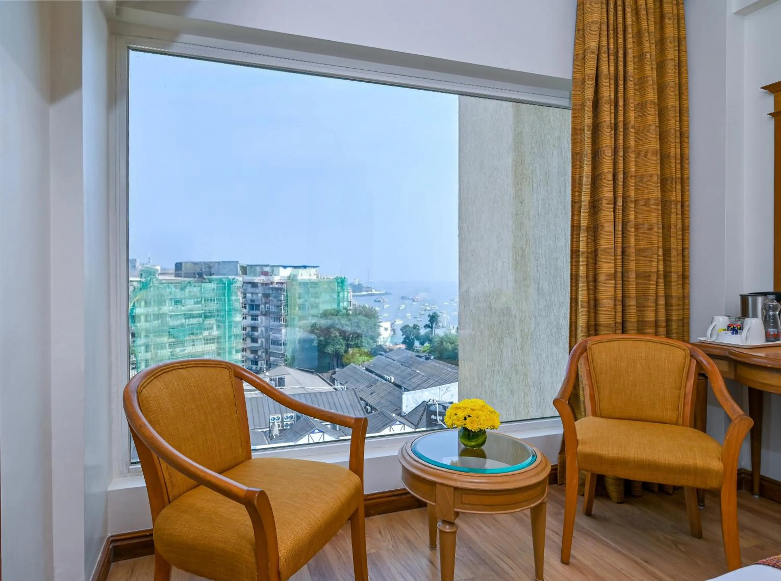 Fariyas Hotel Mumbai , Colaba