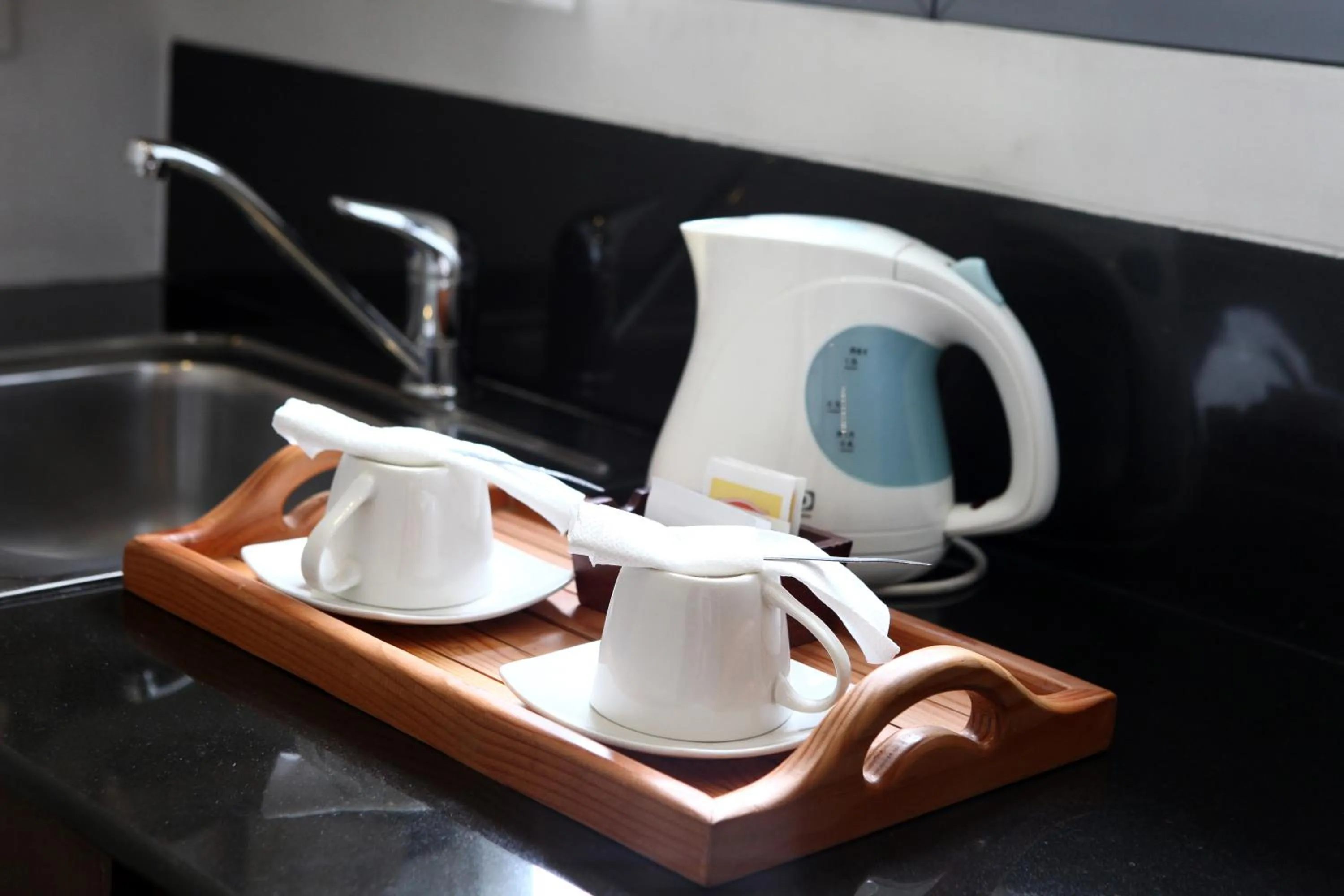 Coffee/tea facilities in Manila Lotus Hotel