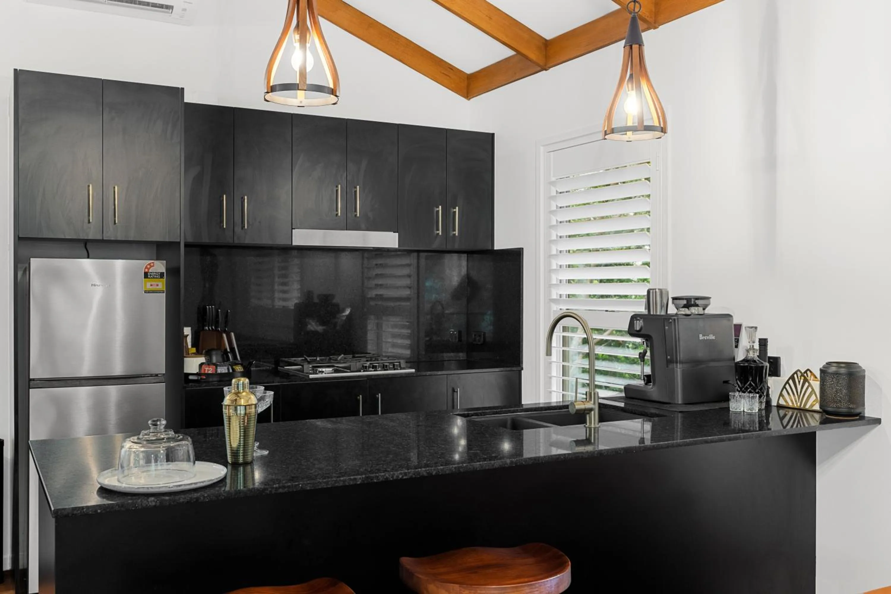 kitchen in Narrows Escape Rainforest Retreat