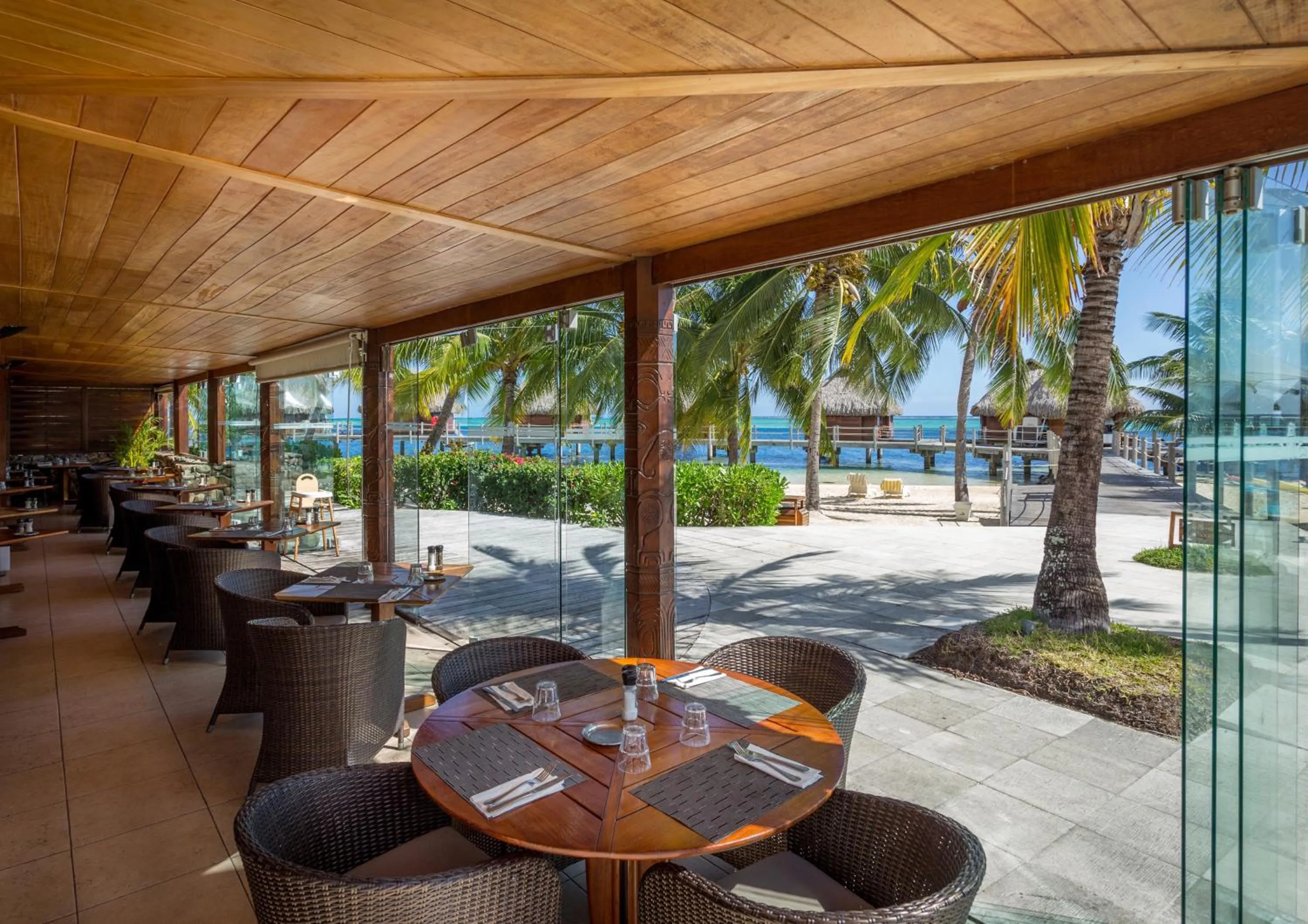 Restaurant/places to eat in Manava Beach Resort & Spa Moorea