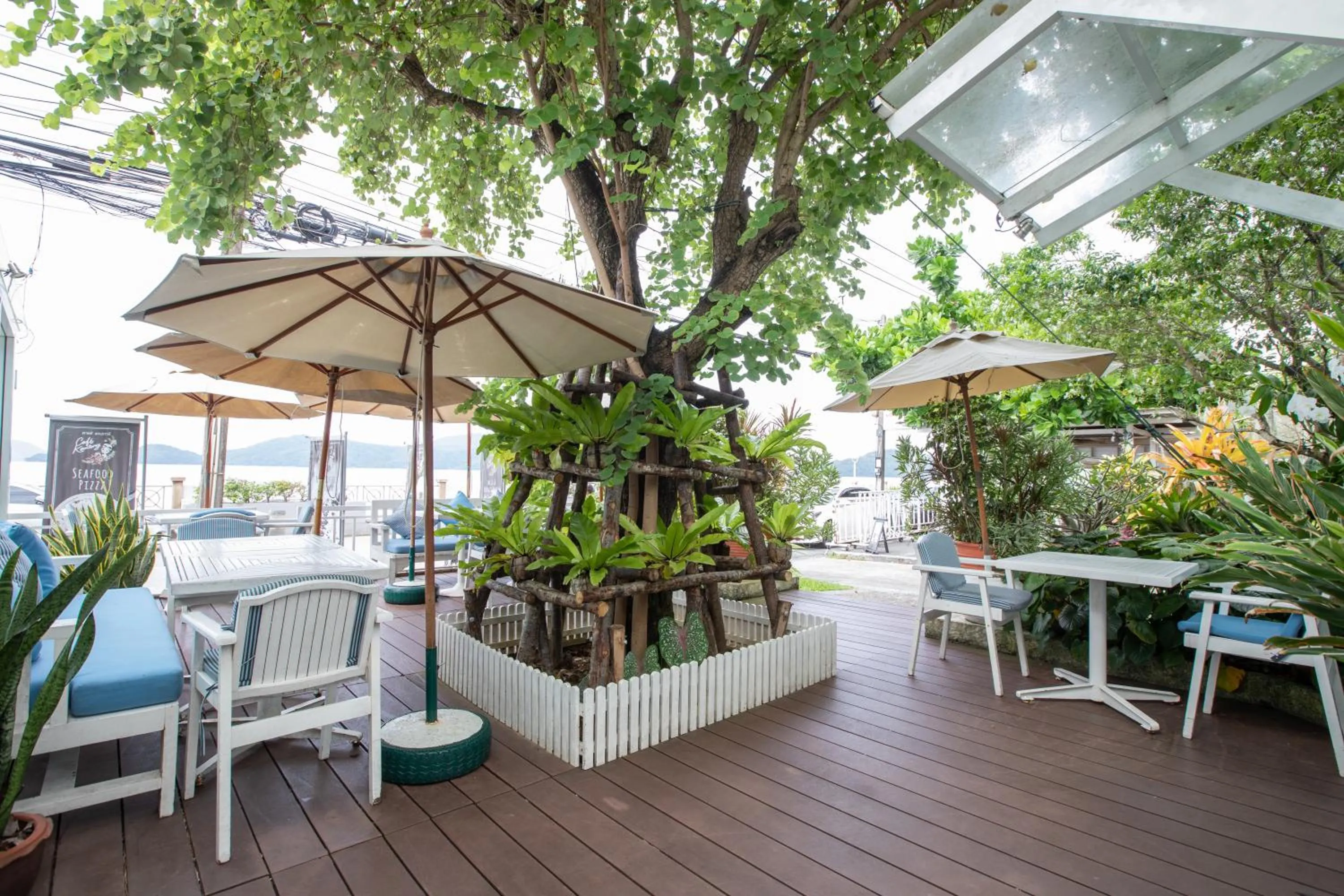 Restaurant/places to eat in Kantary Bay Hotel Phuket