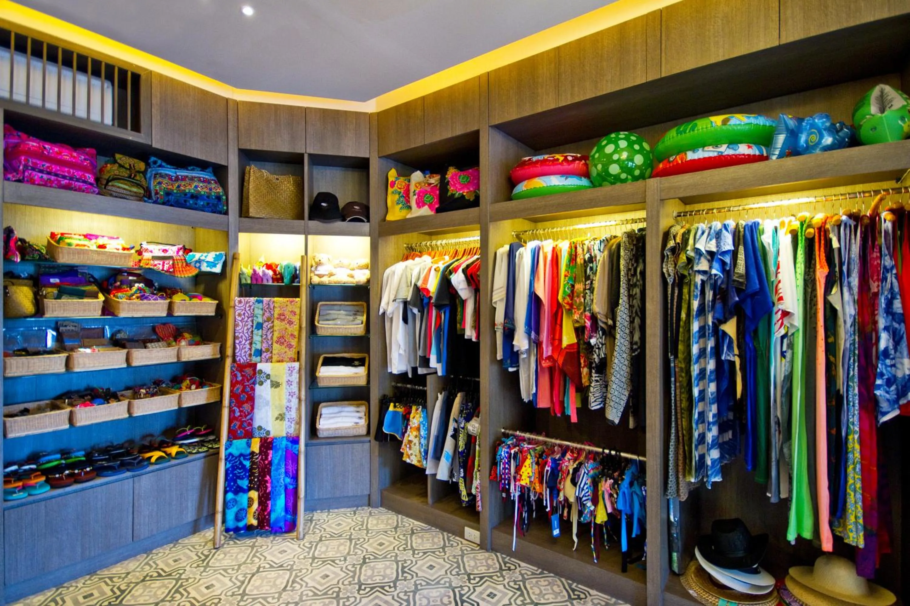 On-site shops in Cape Panwa Hotel Phuket