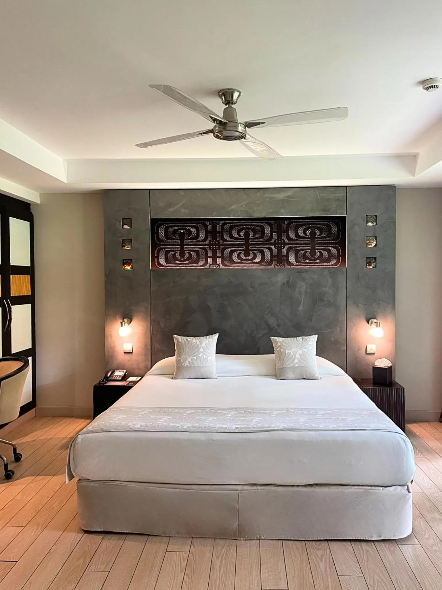 Bedroom in Te Moana Tahiti Resort