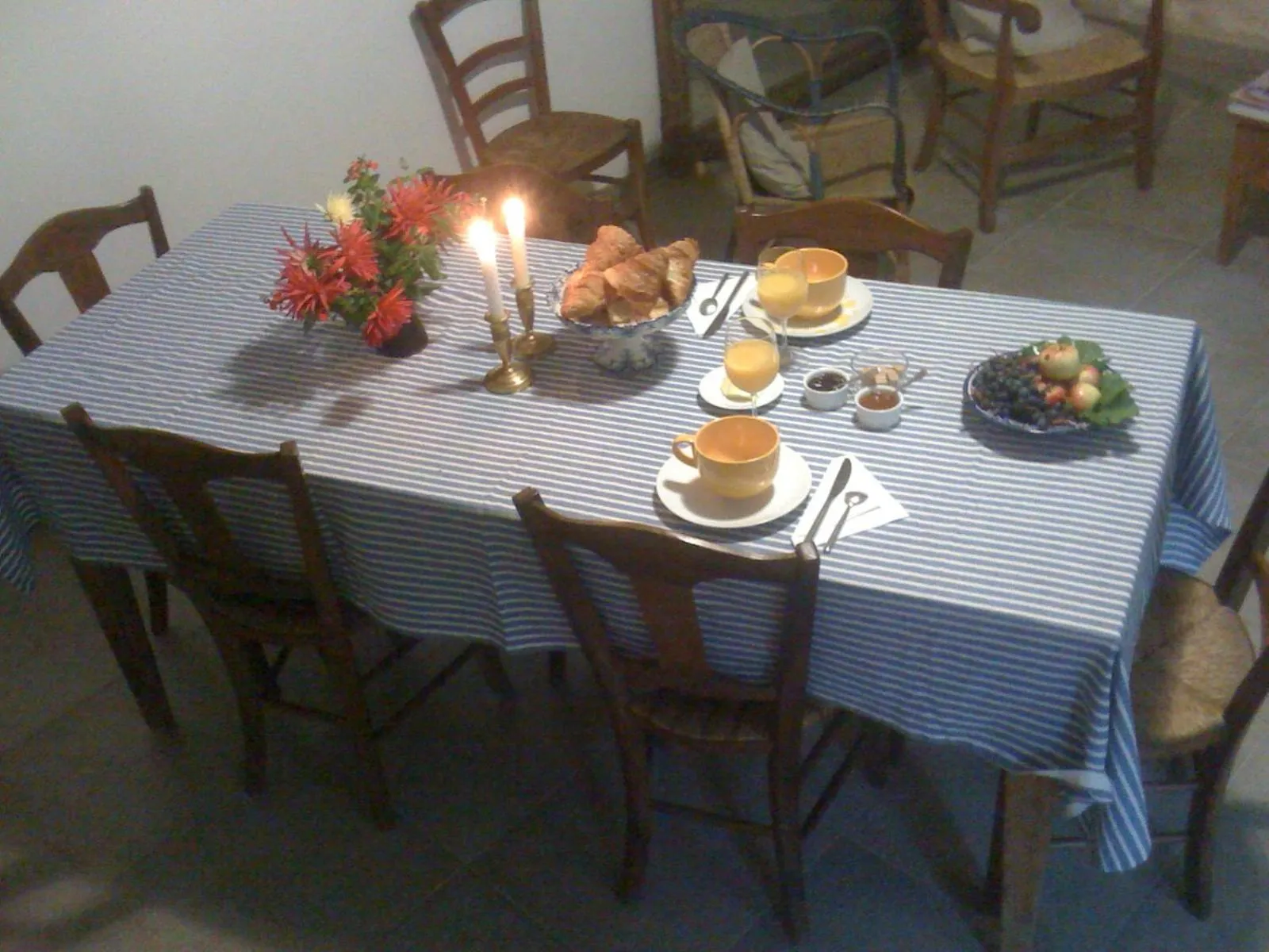 Breakfast in B&B Château Pierre de Lune