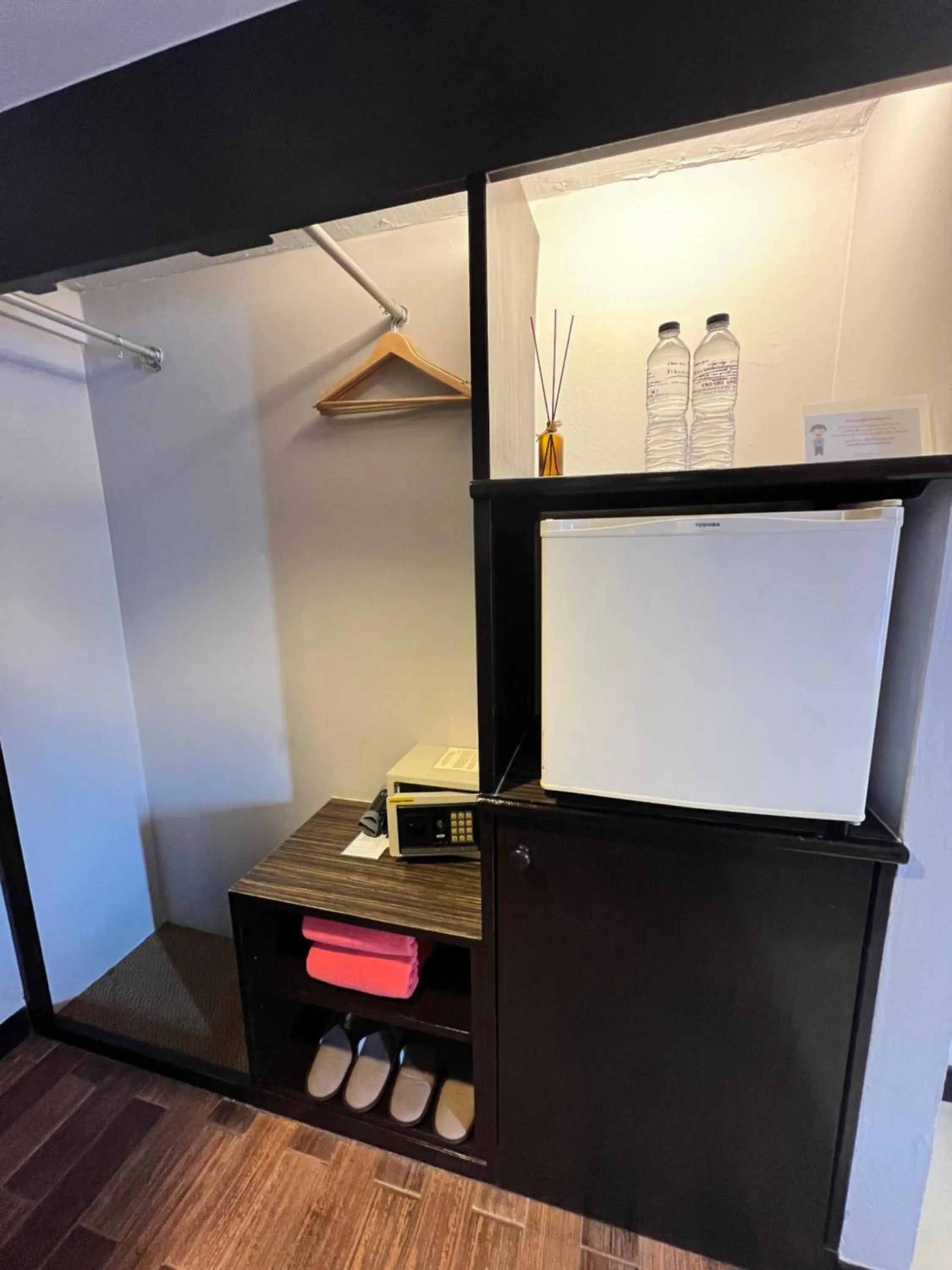 oven in FuramaXclusive Sandara Hua Hin at Cha-am Beach