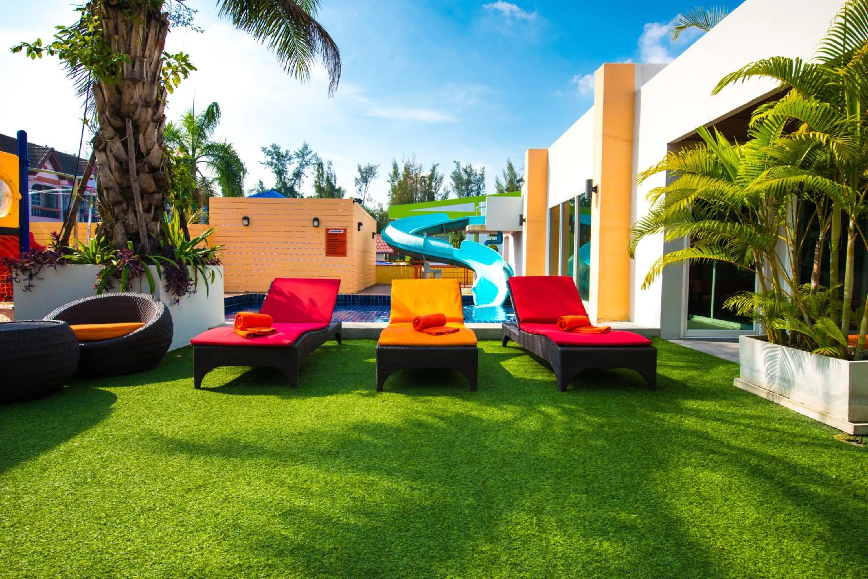 Balcony/Terrace in FuramaXclusive Sandara Hua Hin at Cha-am Beach