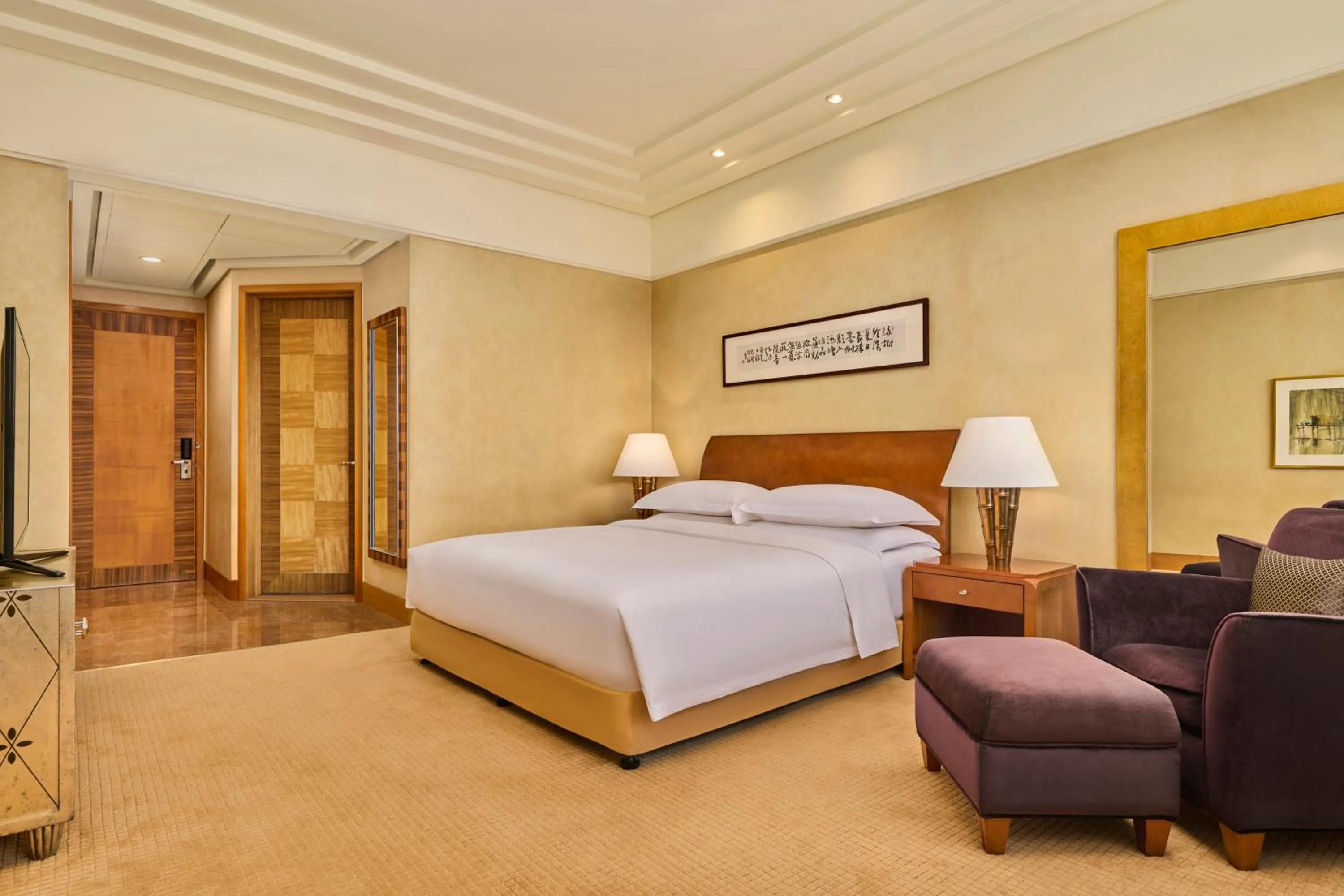 Bed in Hilton Chongqing