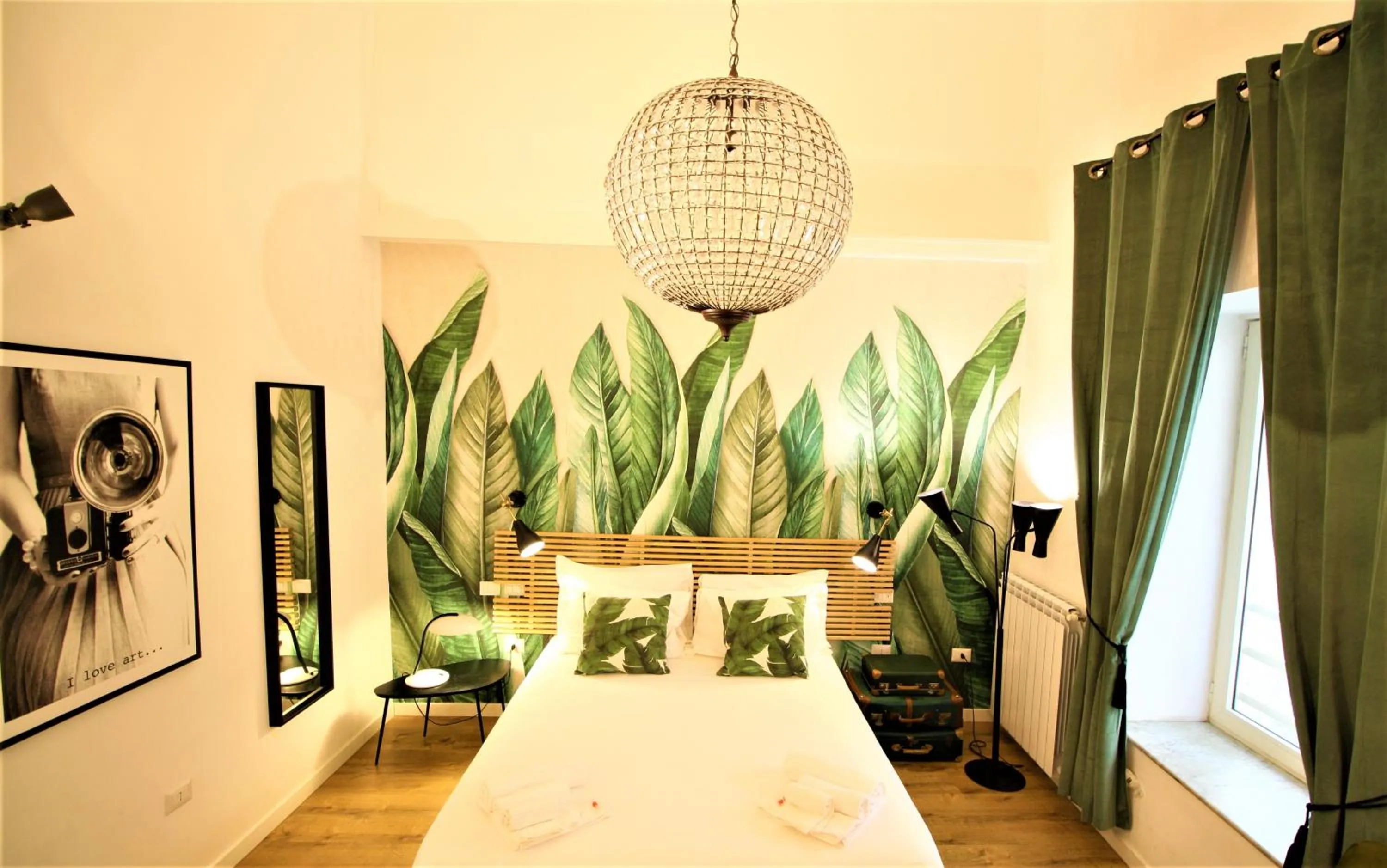 Bedroom, Bed in Daily Napoli - Lungomare