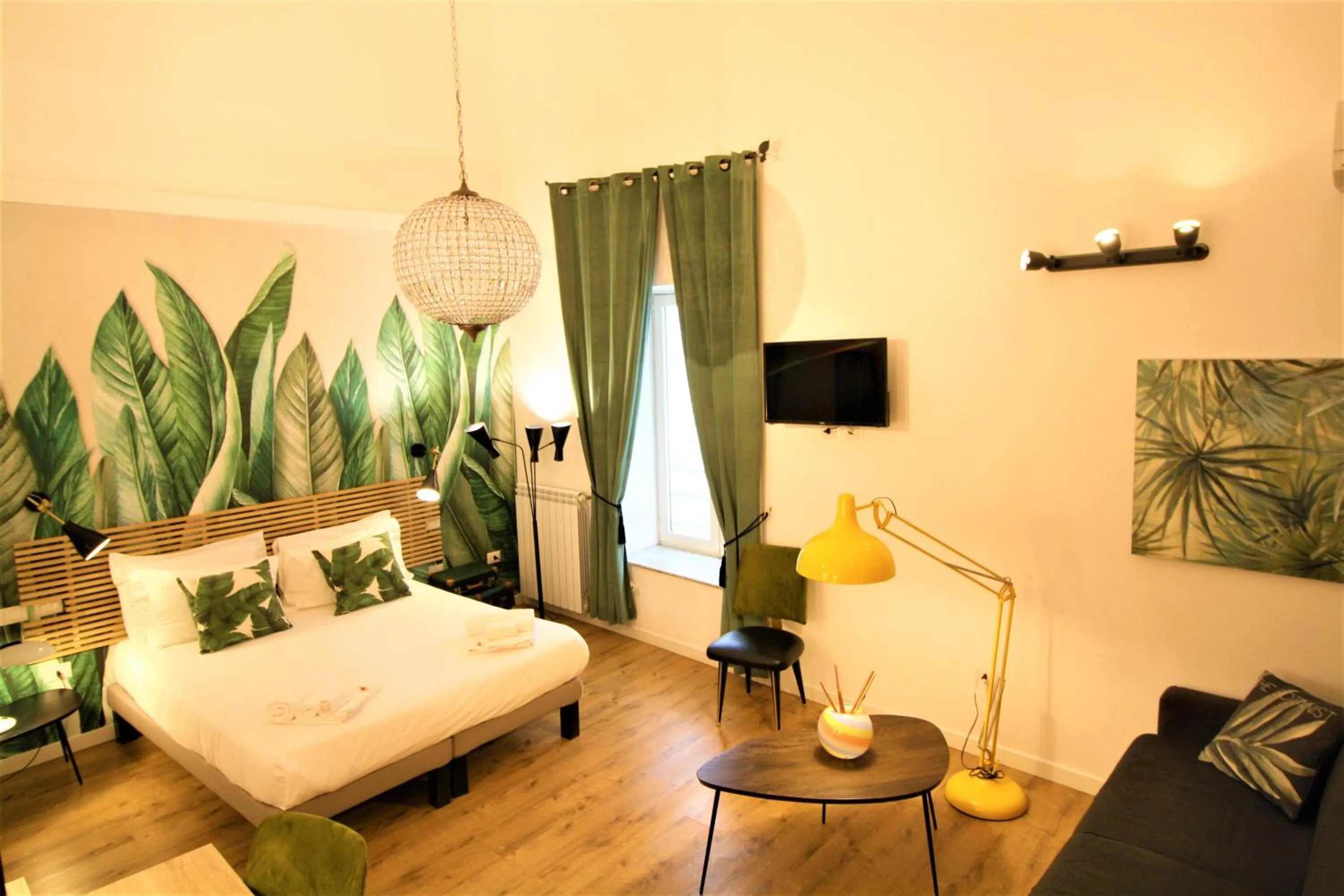 Photo of the whole room, Bed in Daily Napoli - Lungomare