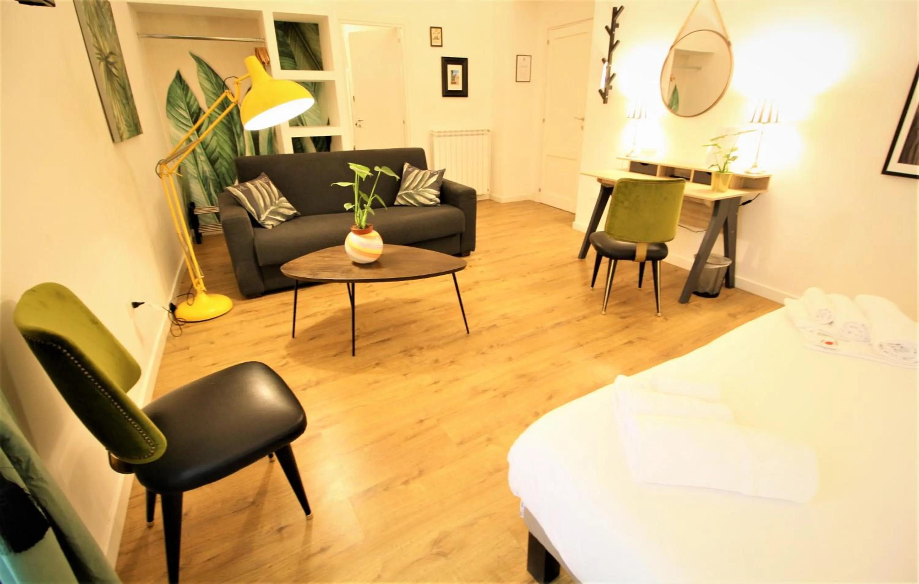 Photo of the whole room, Bed in Daily Napoli - Lungomare