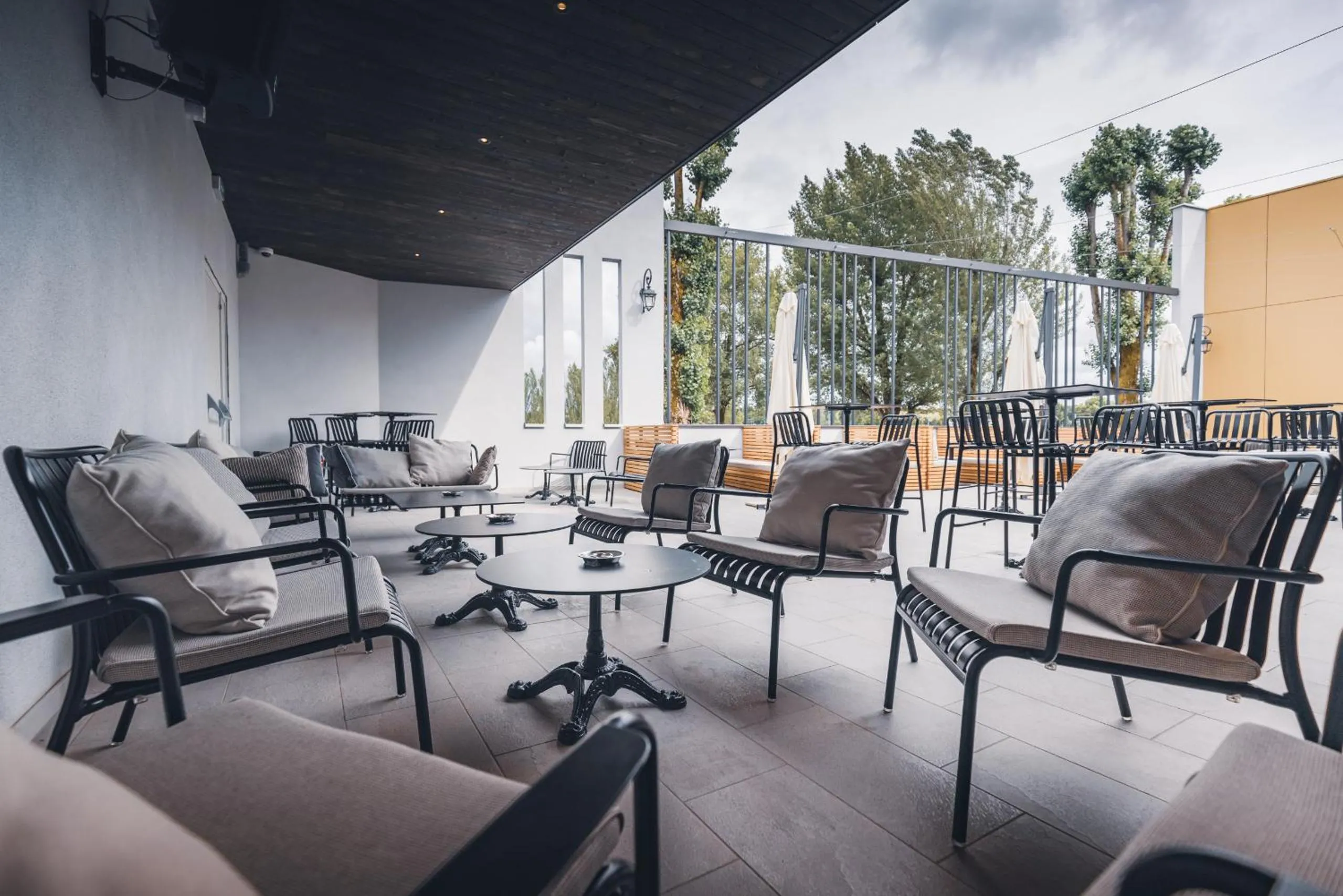 Patio in Hôtel Bastide