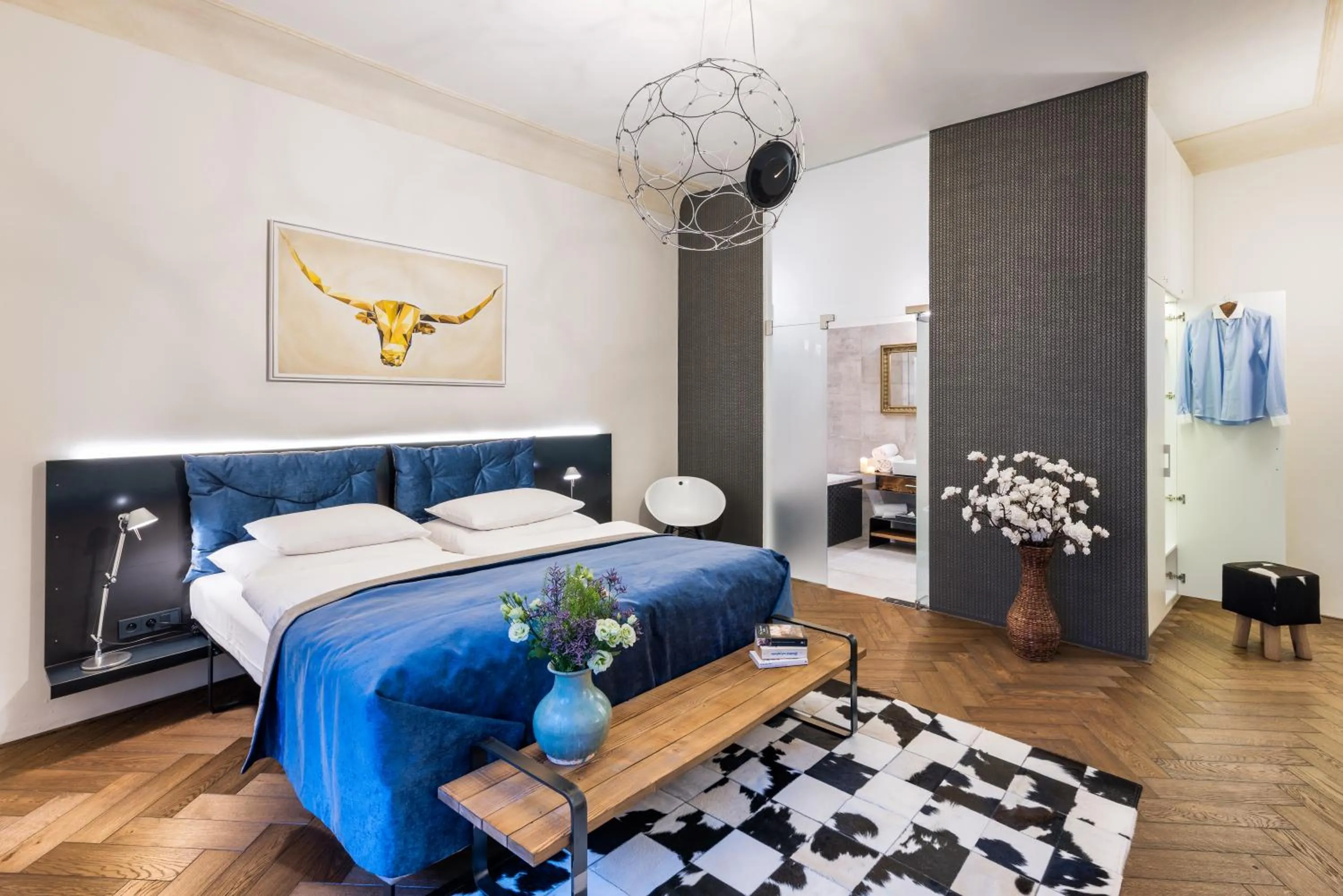 Bathroom, Bed in MOOo by the Castle