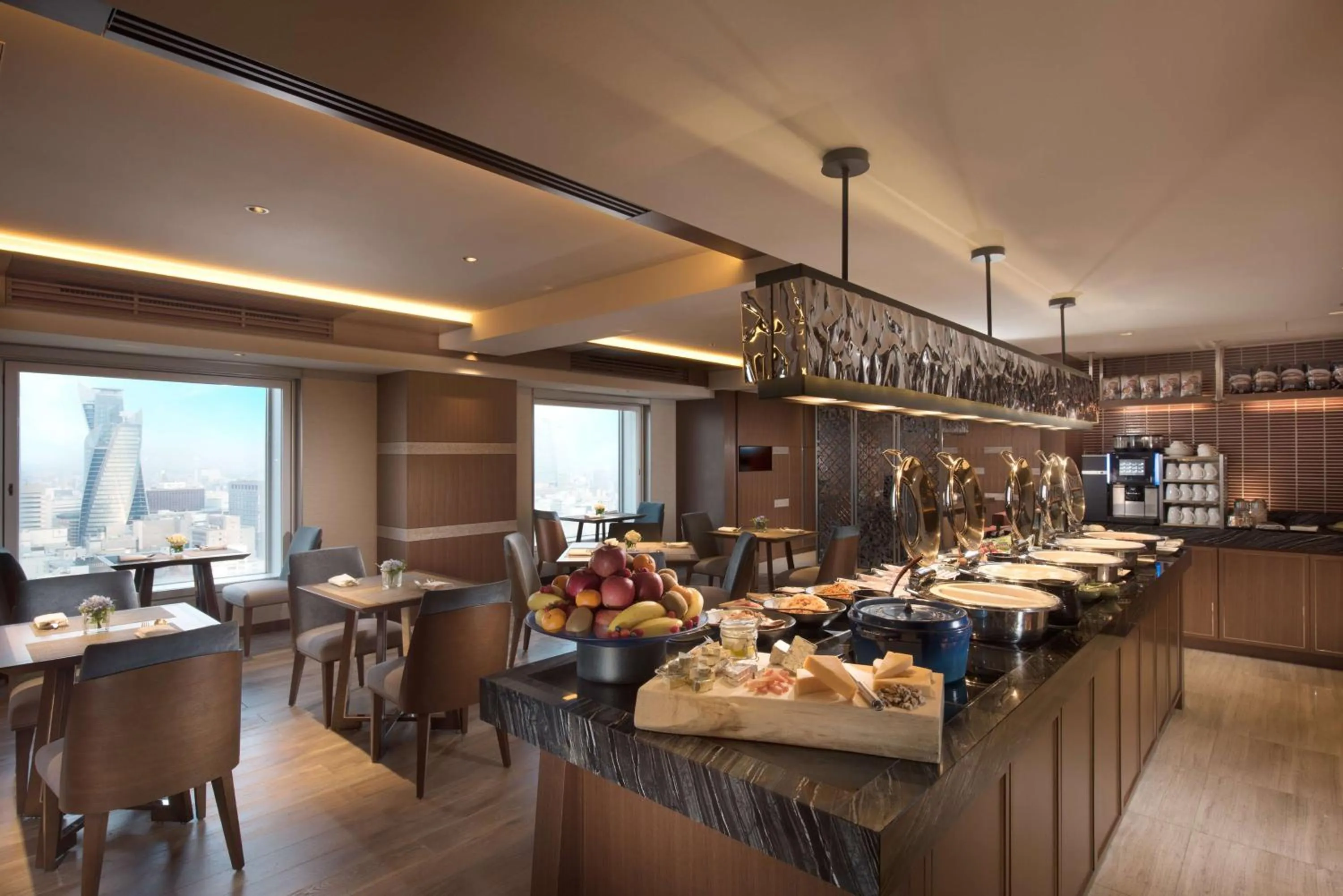 Living room in Hilton Nagoya Hotel