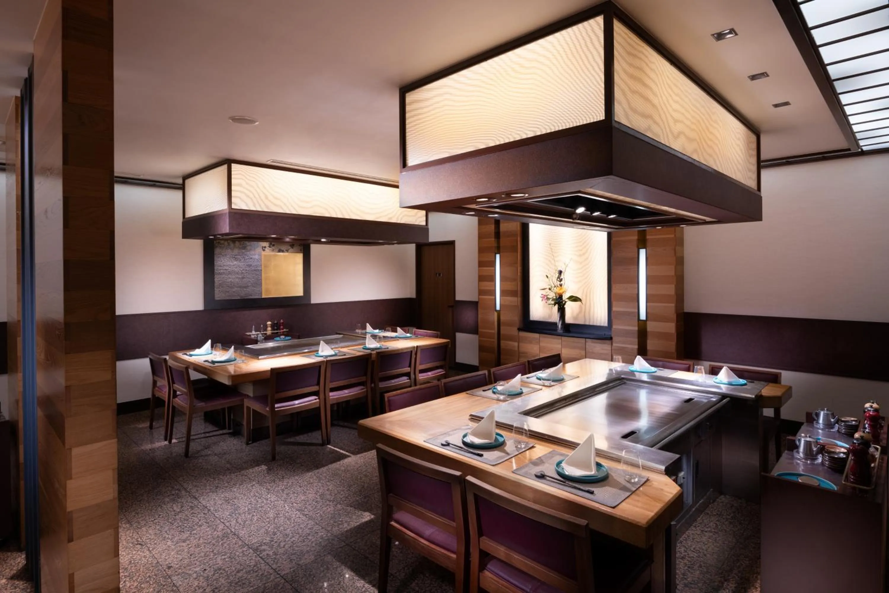 Restaurant/places to eat in Hilton Nagoya Hotel