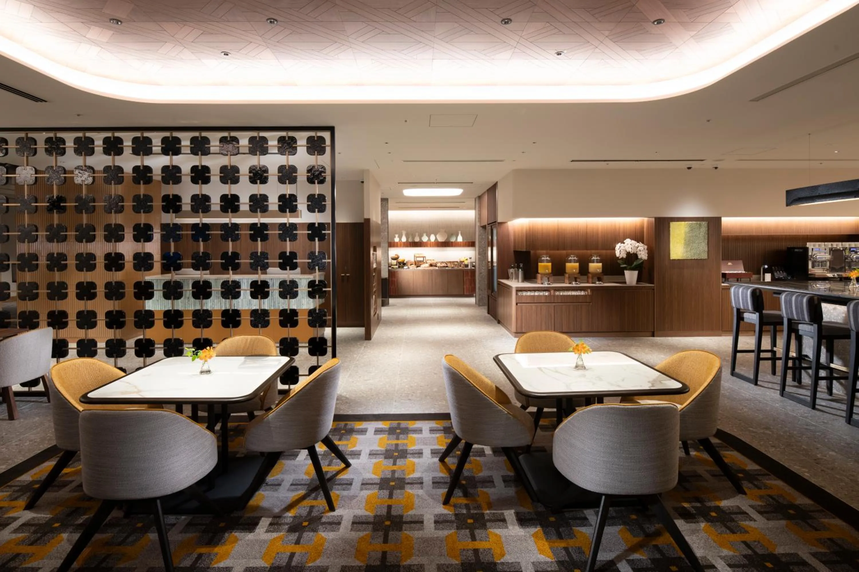 Lounge or bar in Hilton Nagoya Hotel