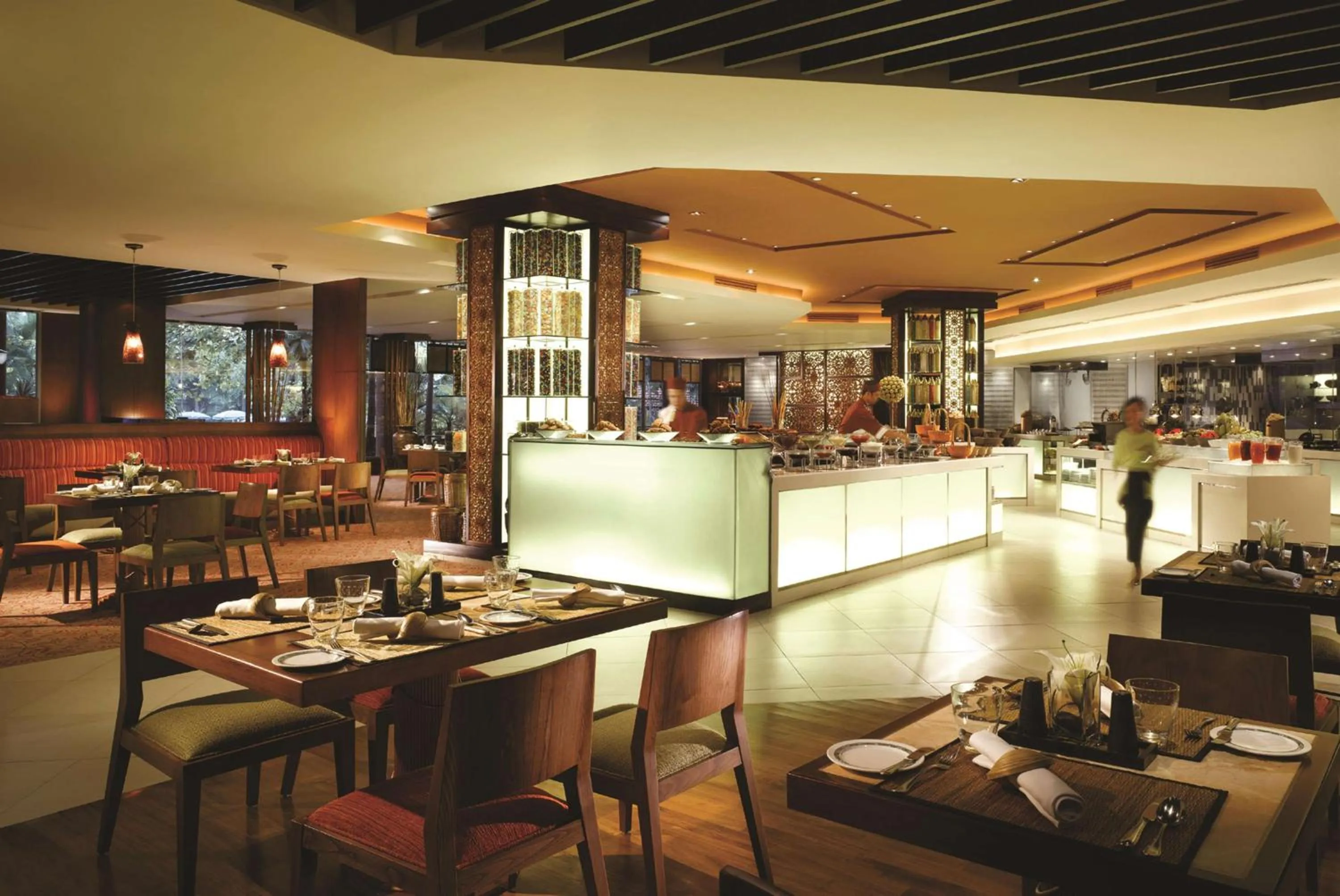 Restaurant/places to eat in Shangri-la Surabaya