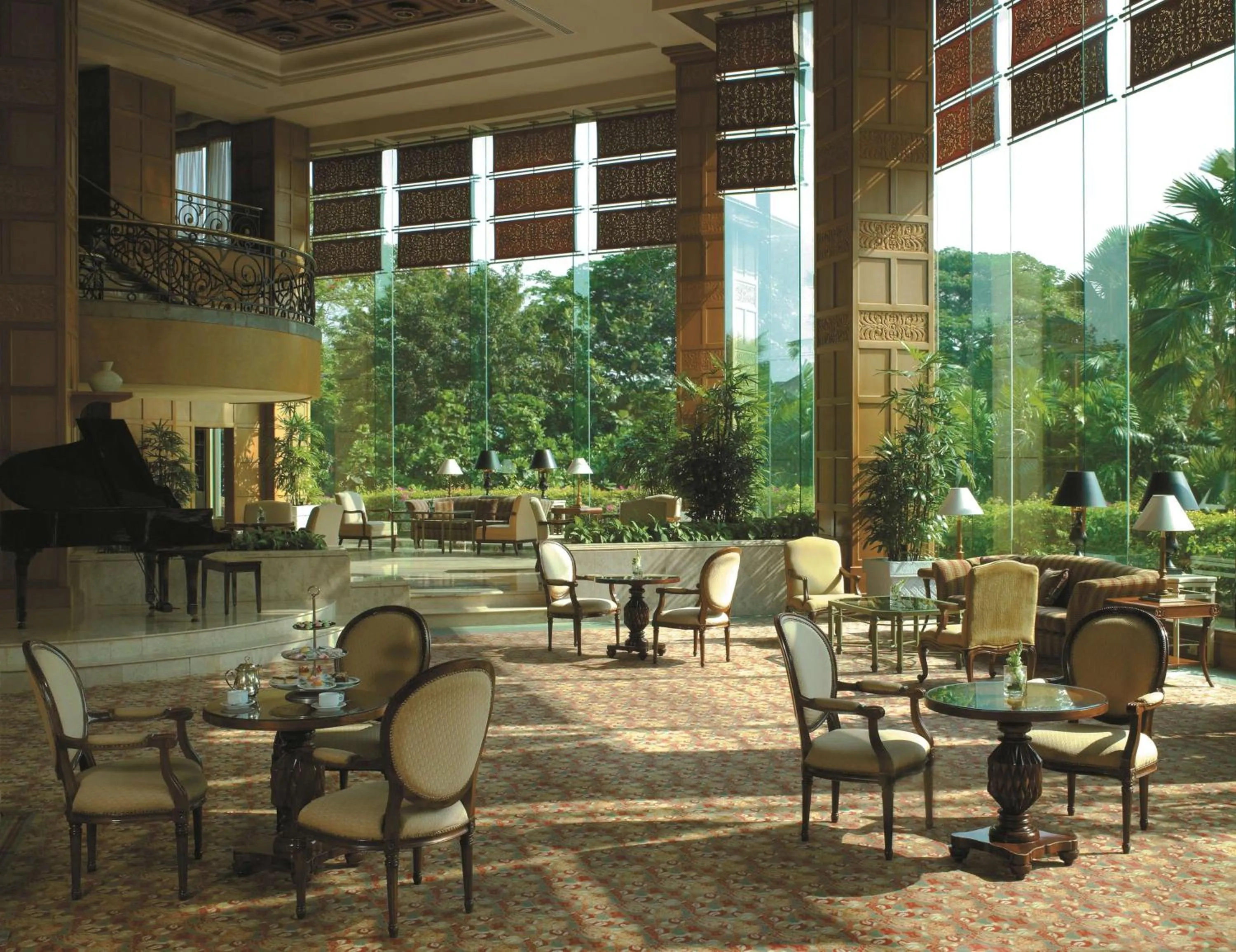 Day in Shangri-la Surabaya