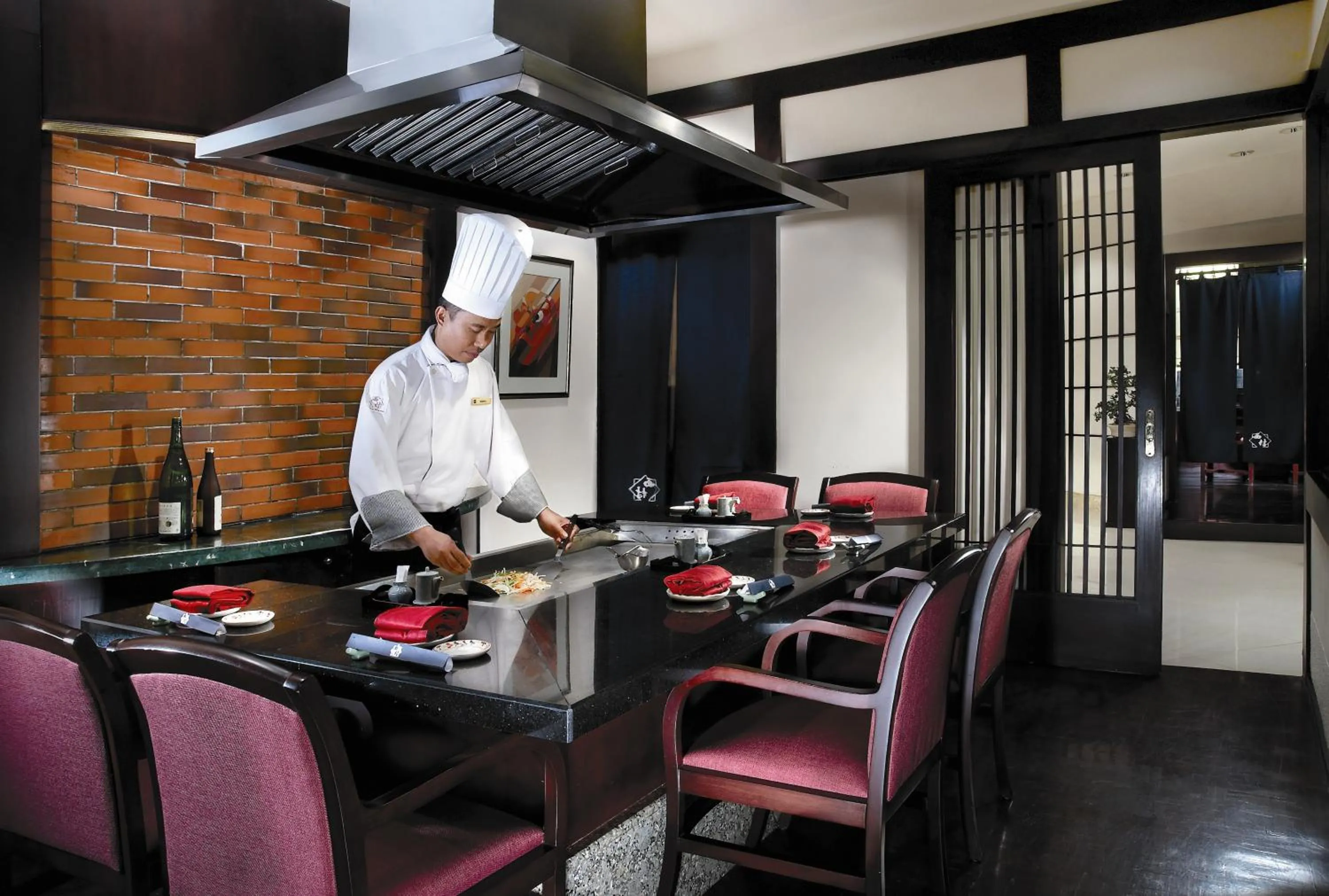 Restaurant/places to eat in Shangri-la Surabaya