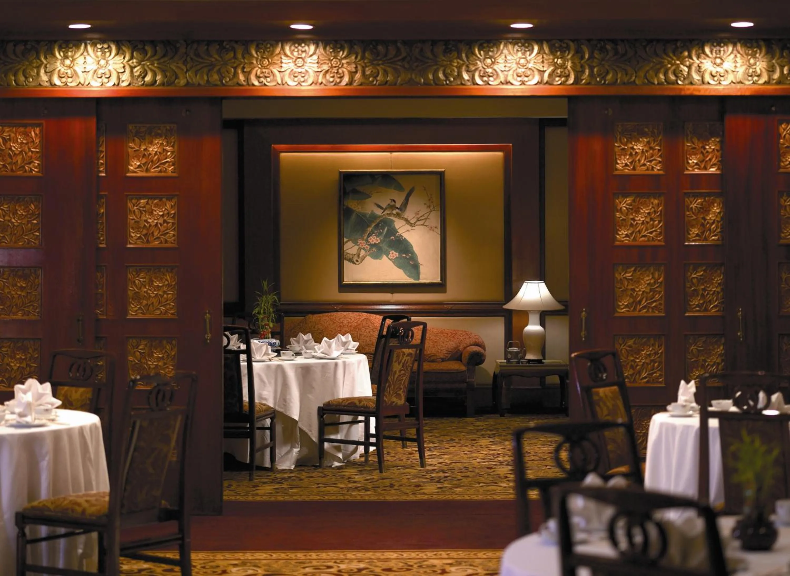 Restaurant/places to eat in Shangri-la Surabaya