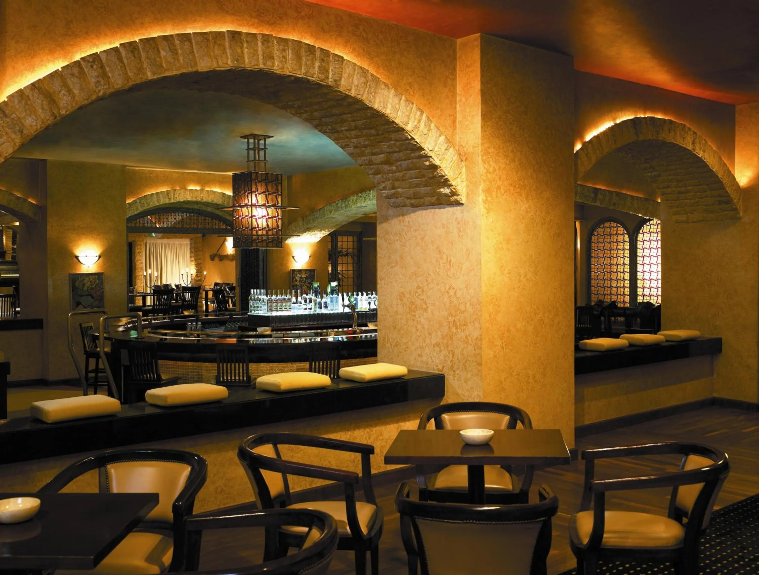 Restaurant/places to eat in Shangri-la Surabaya