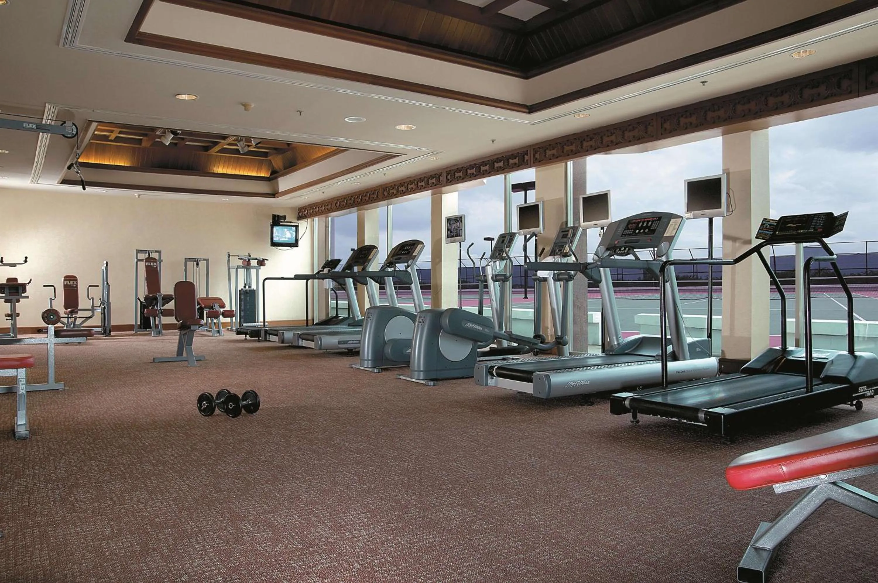 Fitness centre/facilities in Shangri-la Surabaya