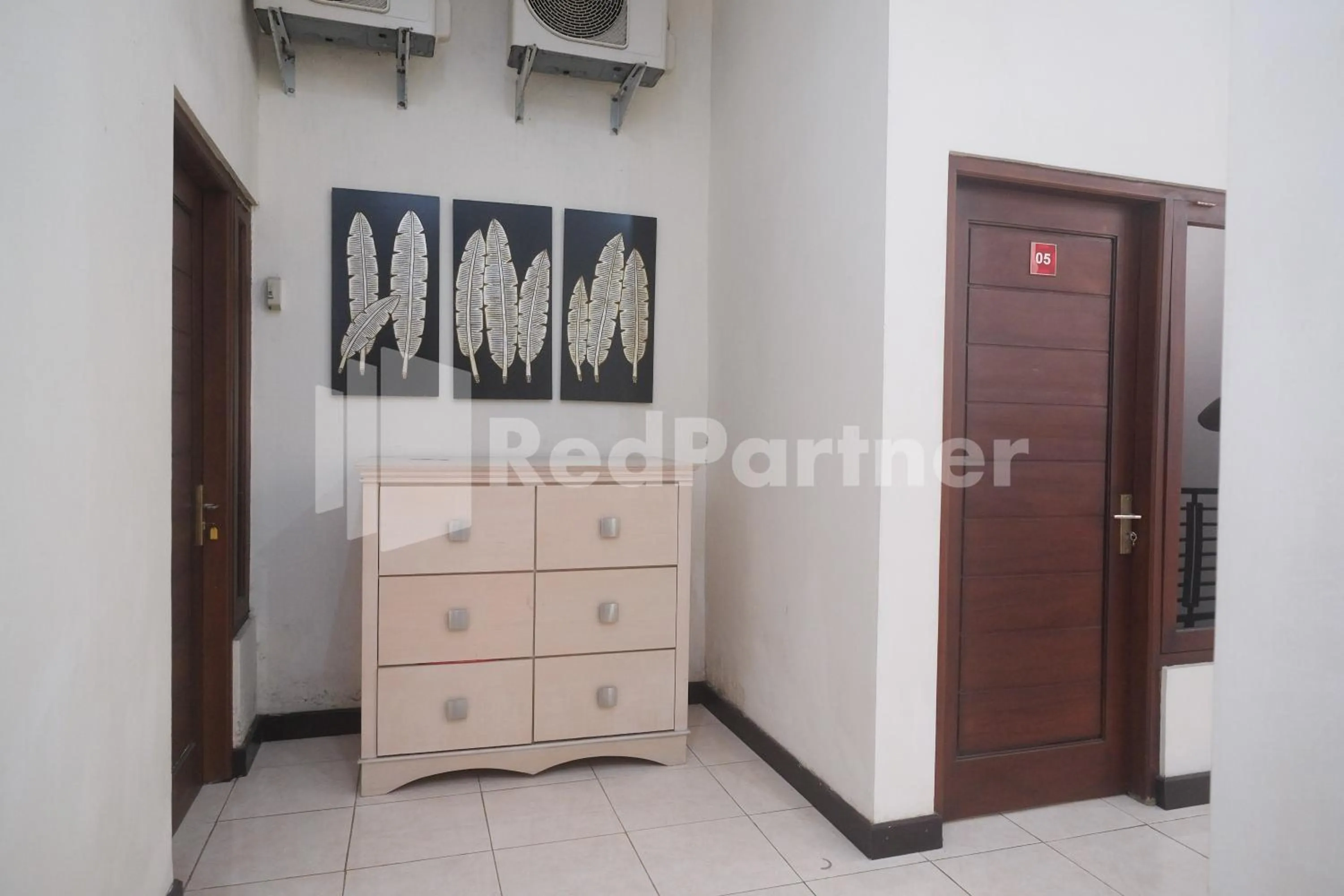 Other in Tatti Inn Syariah Seturan RedPartner